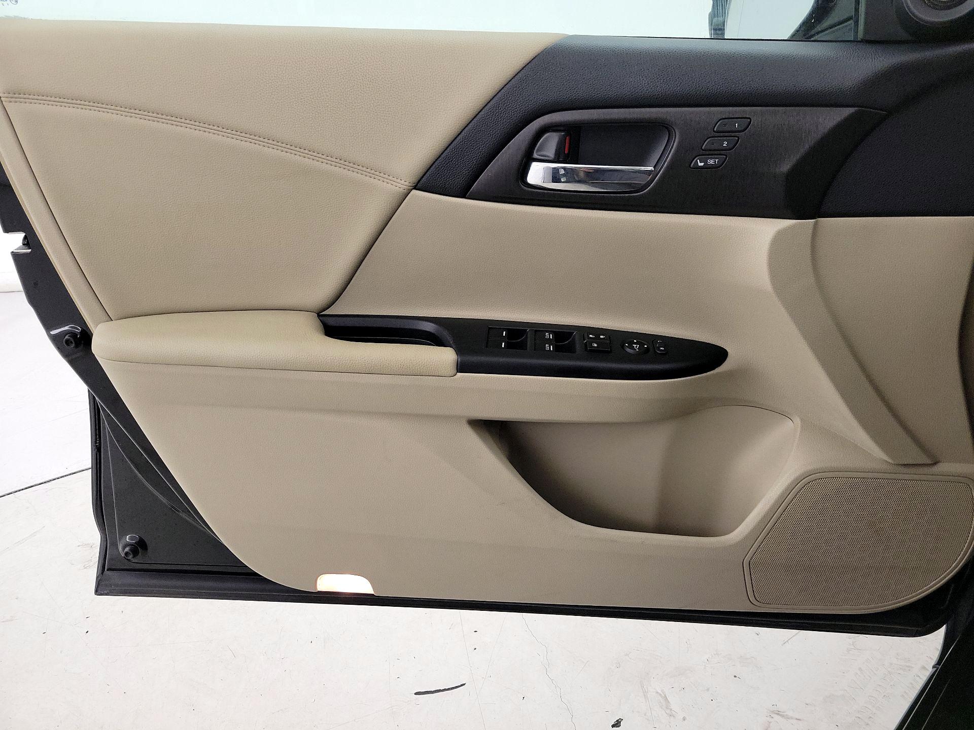 Thumbnail: 2014 Honda Accord - 12