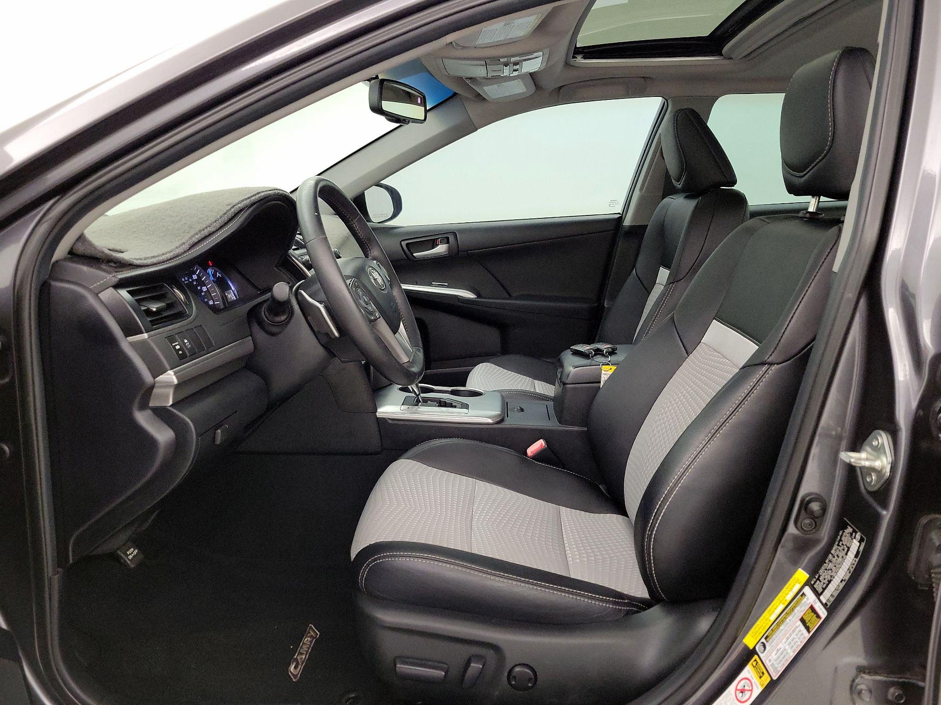 Thumbnail: 2013 Toyota Camry - 11