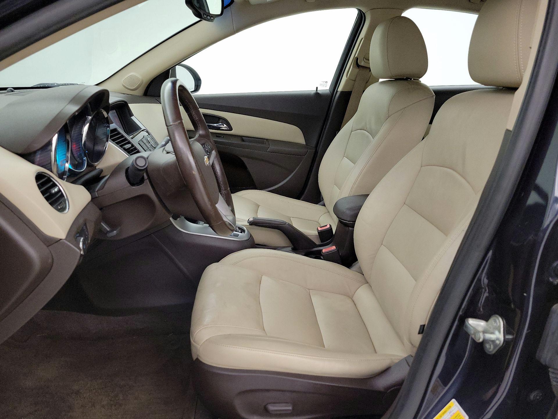 Thumbnail: 2014 Chevrolet Cruze - 11