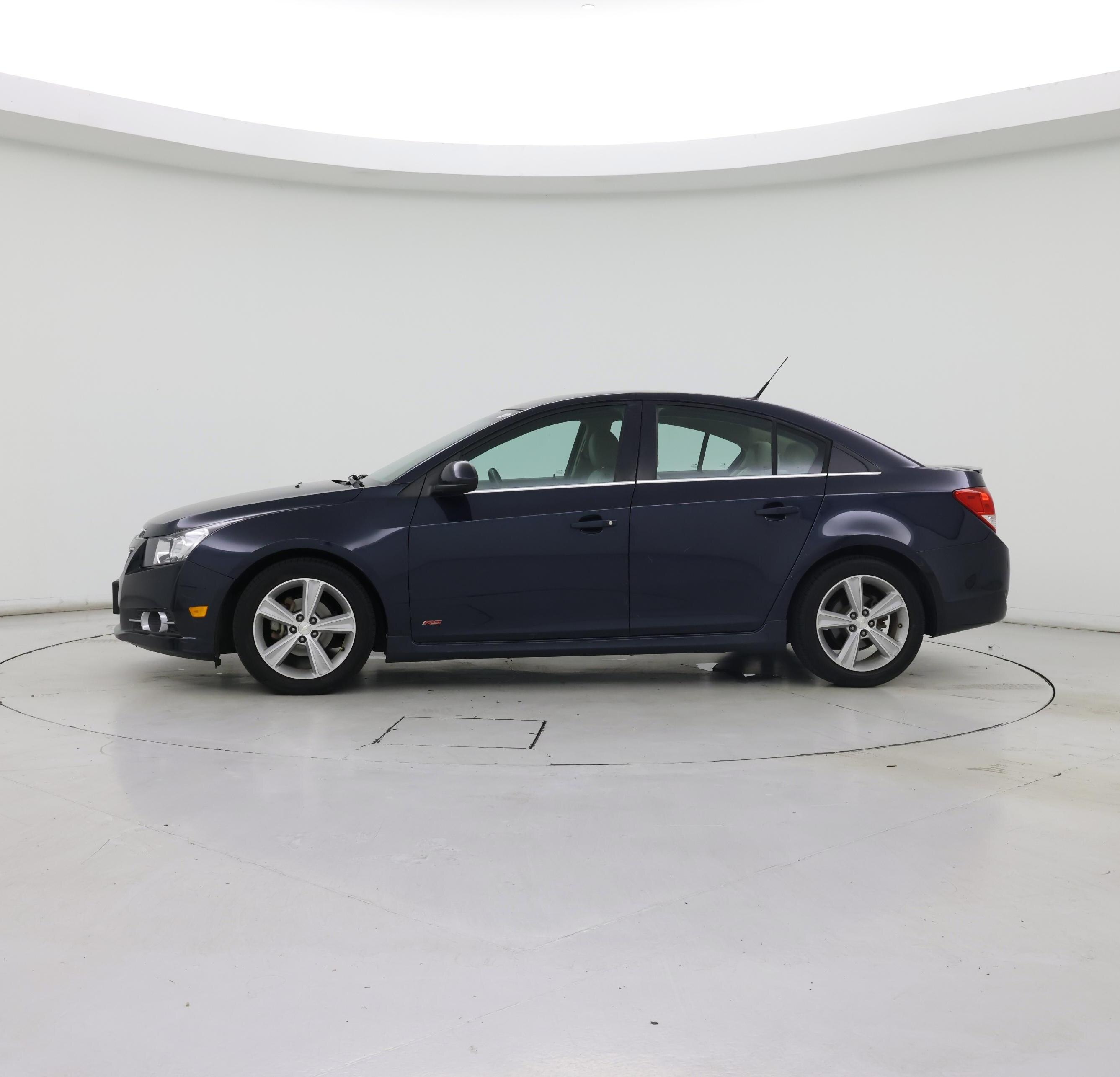 Thumbnail: 2014 Chevrolet Cruze - 3