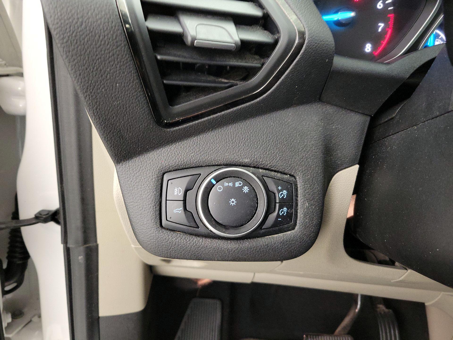 Thumbnail: 2018 Ford Escape - 13