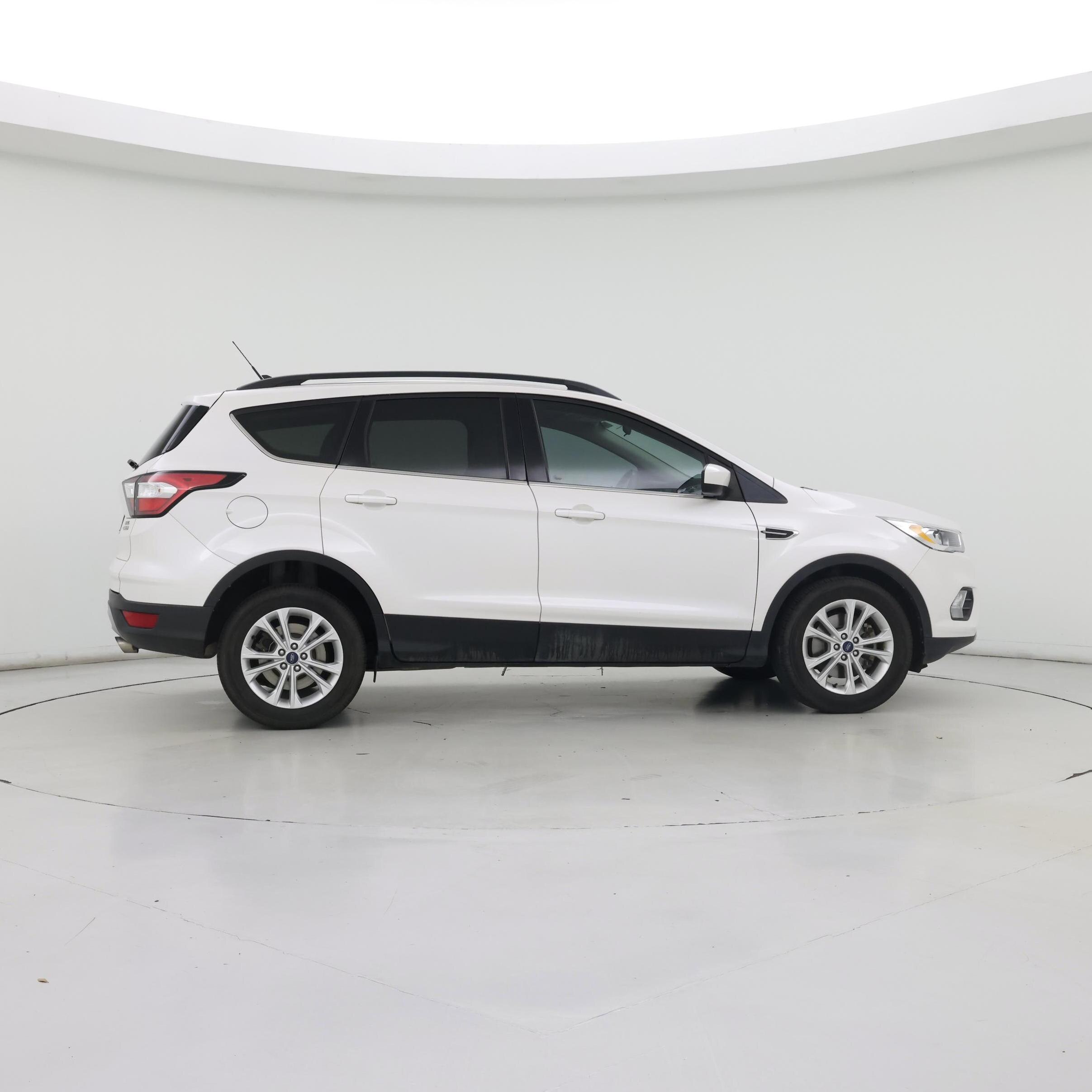 Thumbnail: 2018 Ford Escape - 7