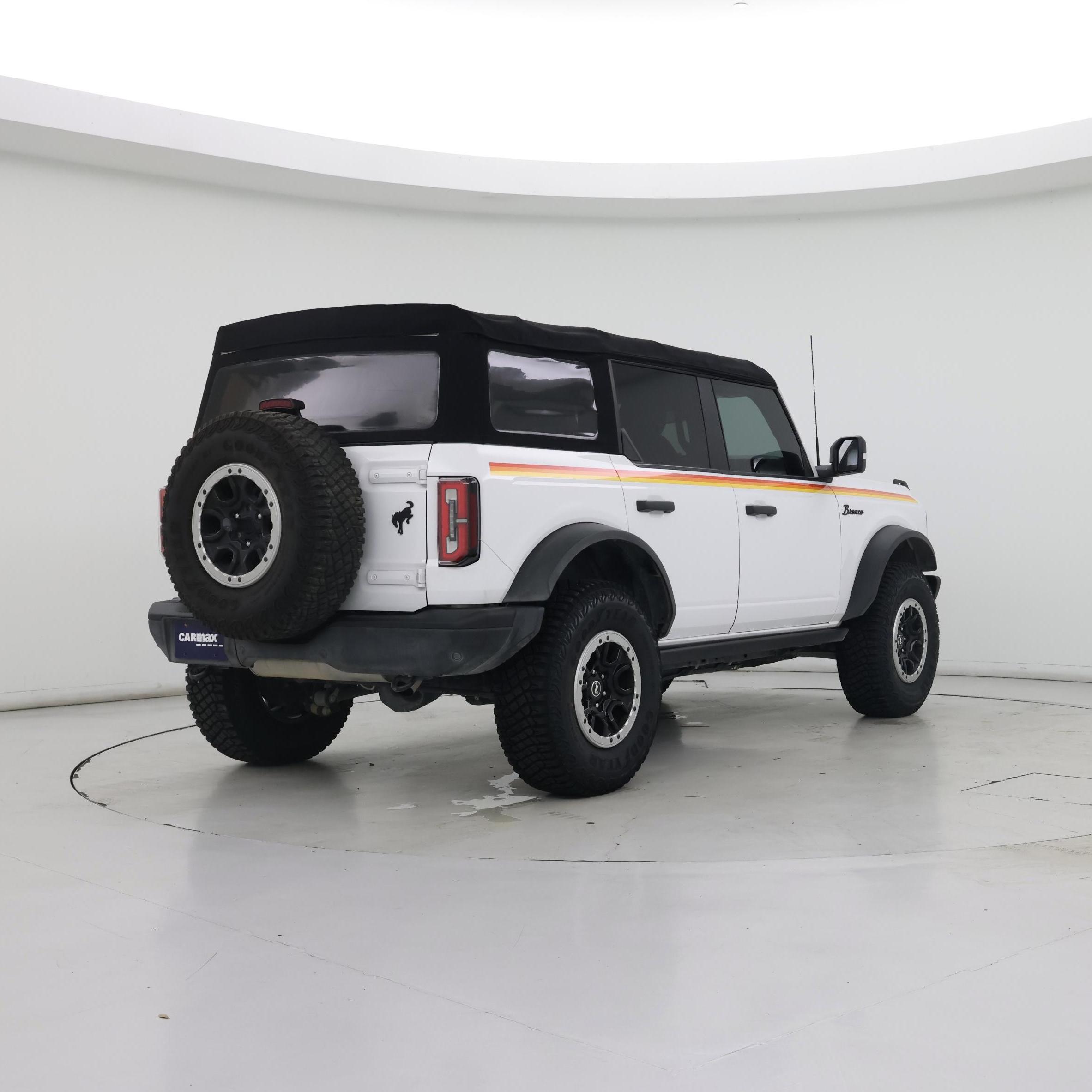 Thumbnail: 2022 Ford Bronco - 8