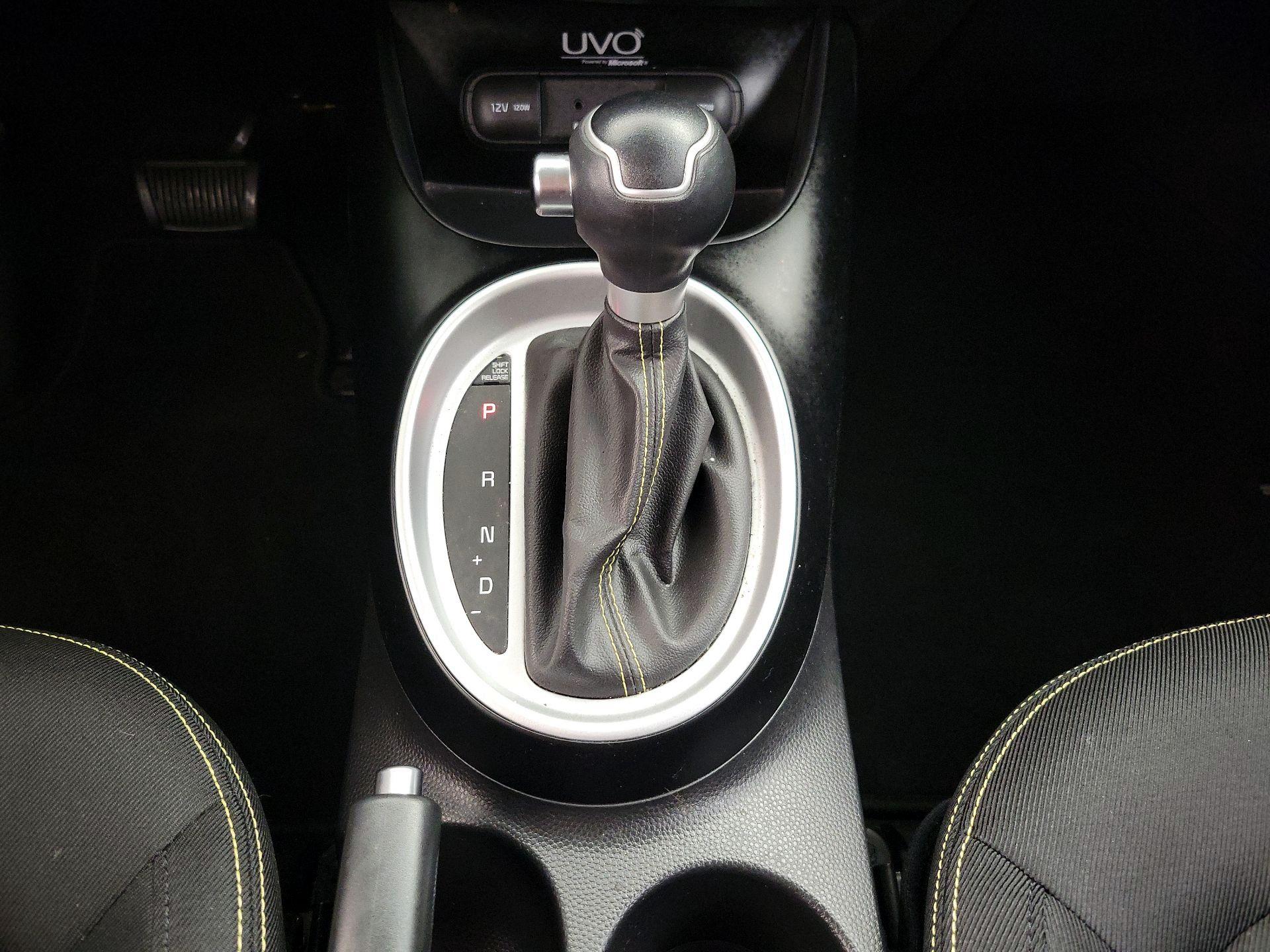 Thumbnail: 2015 Kia Soul - 17