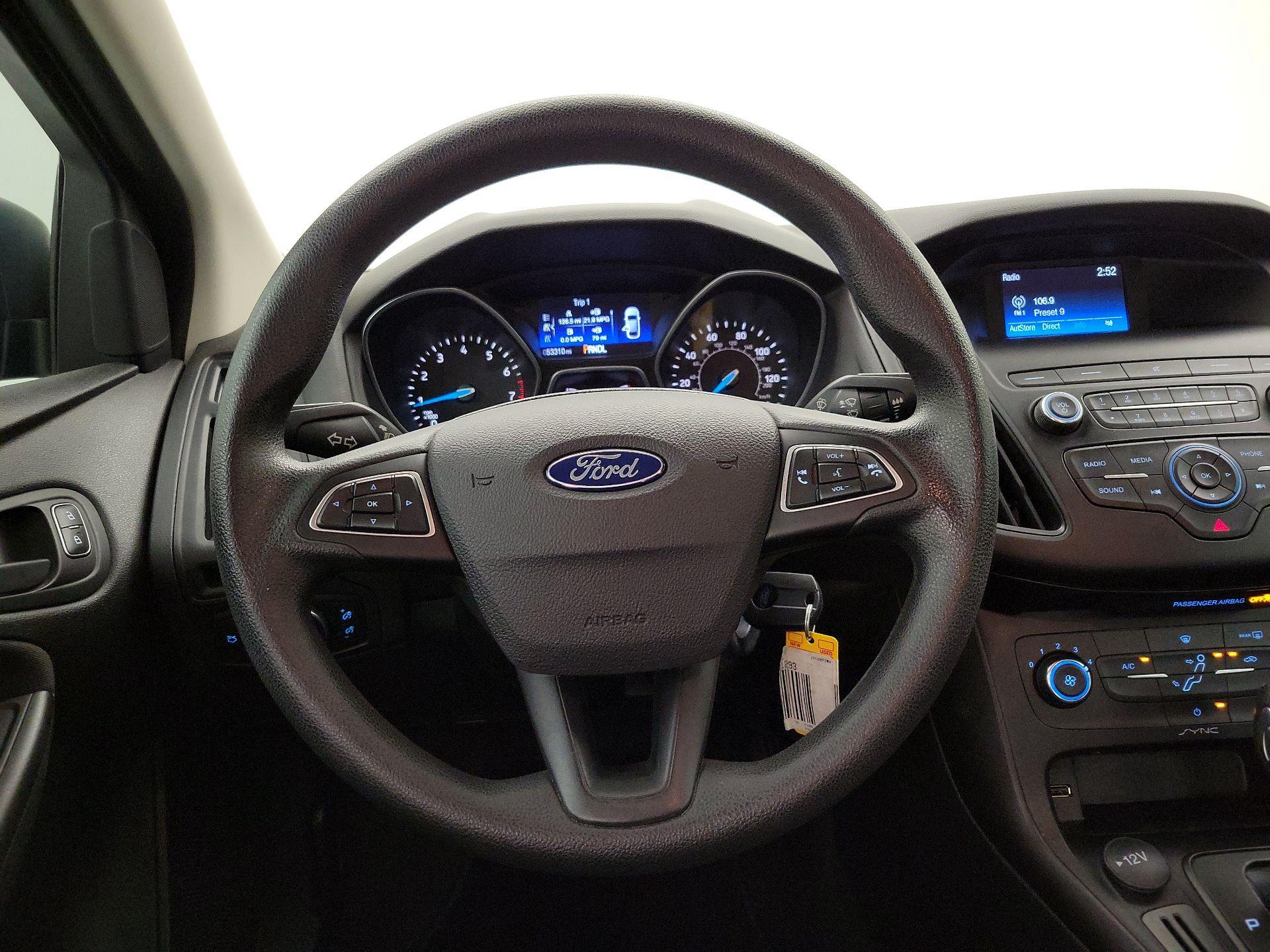 Thumbnail: 2018 Ford Focus - 10
