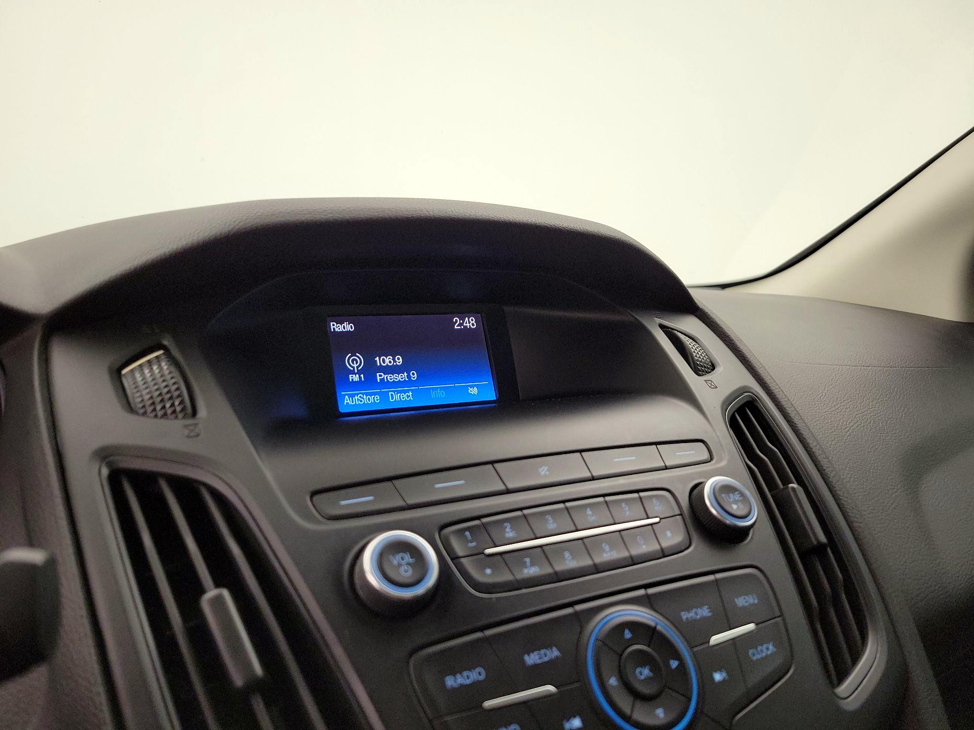 Thumbnail: 2018 Ford Focus - 15