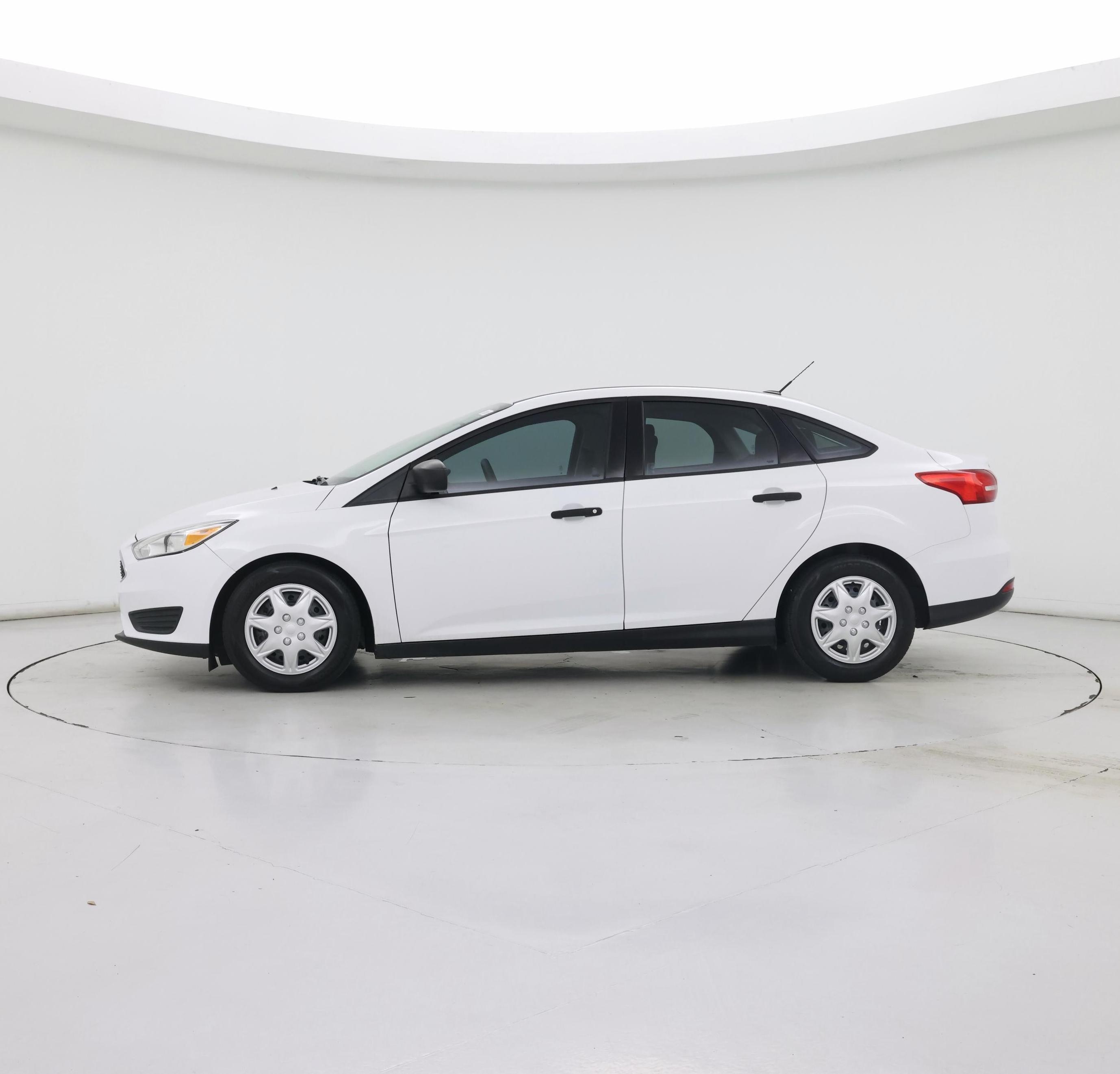 Thumbnail: 2018 Ford Focus - 3