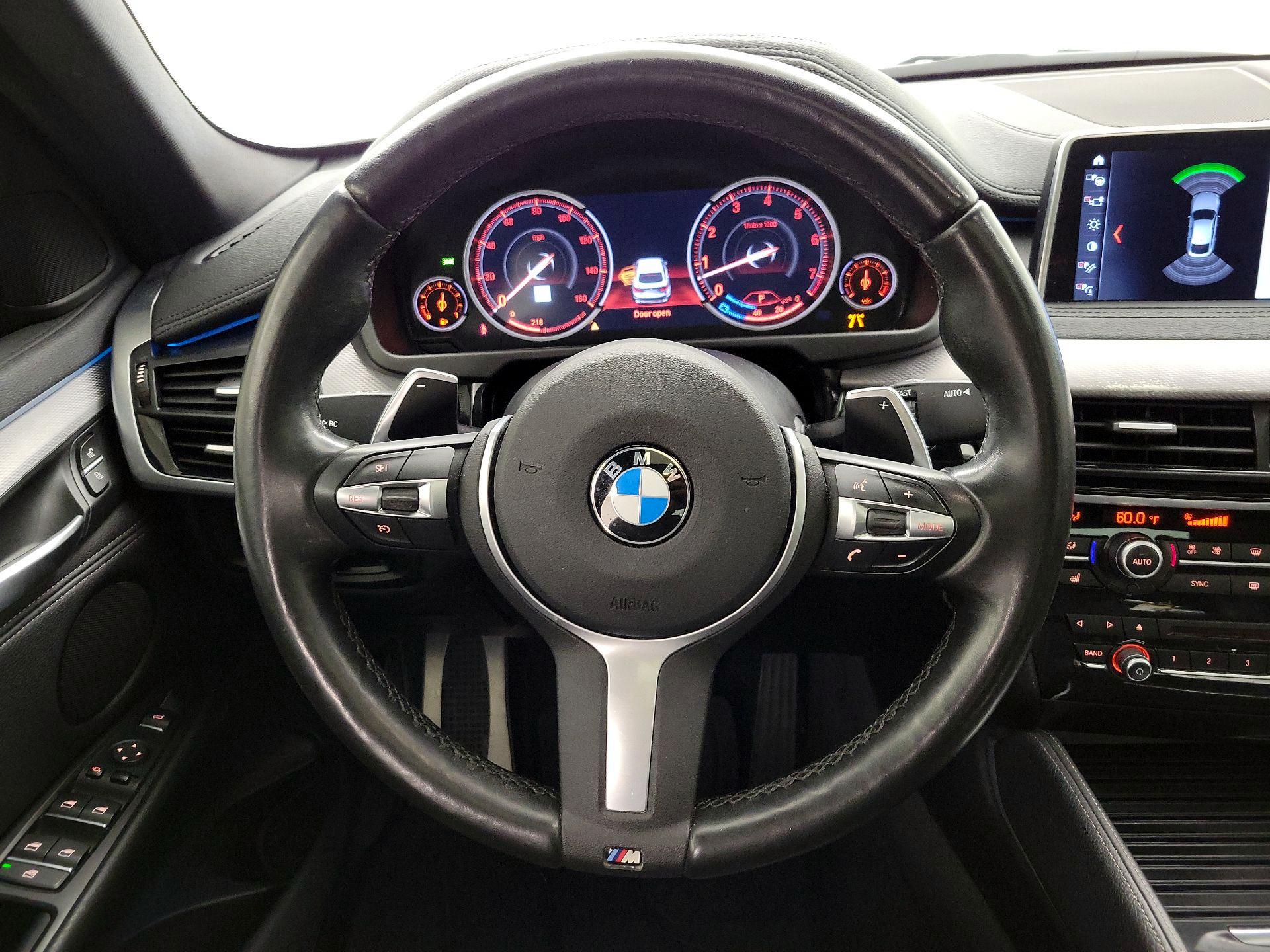 Thumbnail: 2019 BMW X6 - 10