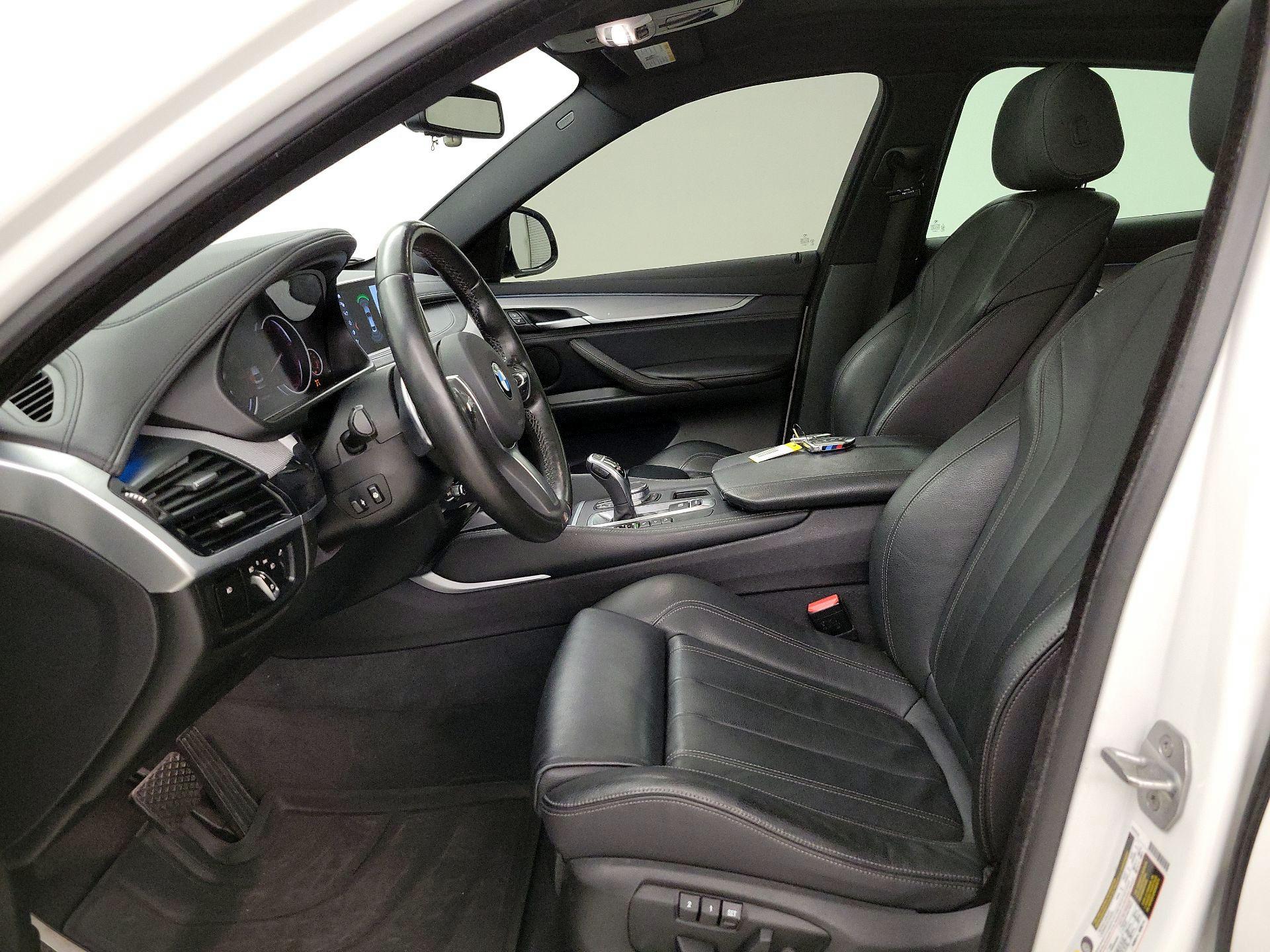 Thumbnail: 2019 BMW X6 - 11