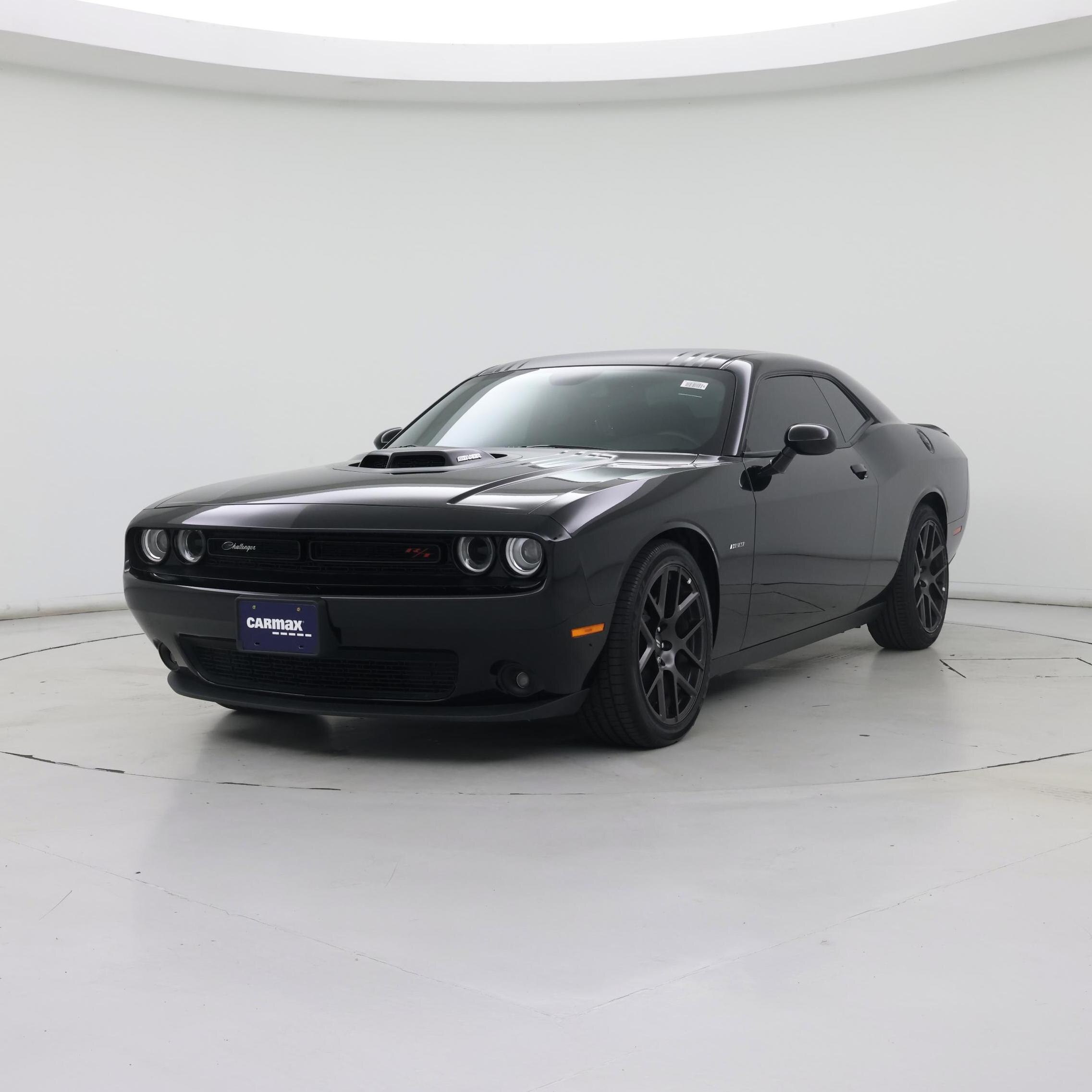 Thumbnail: 2018 Dodge Challenger - 4