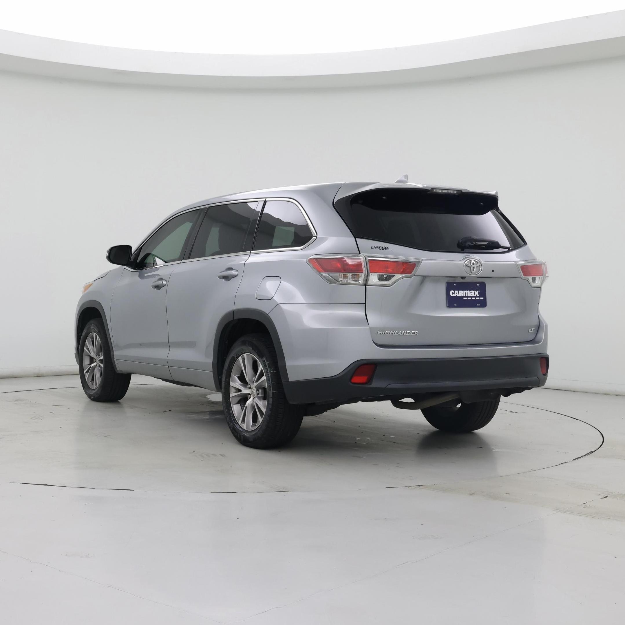 Thumbnail: 2015 Toyota Highlander - 2