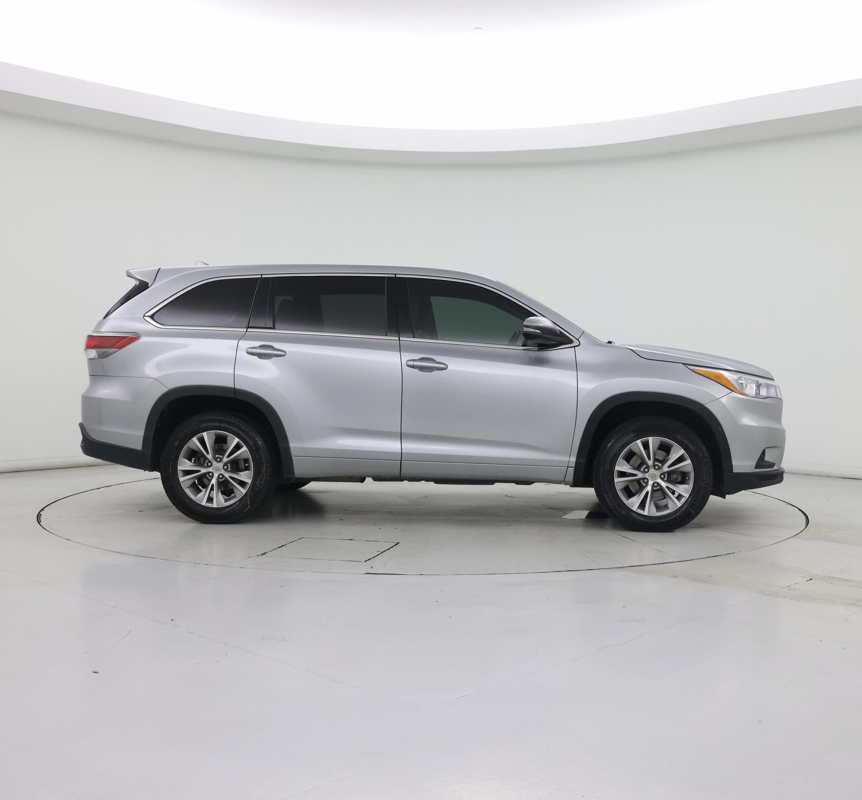 Thumbnail: 2015 Toyota Highlander - 7