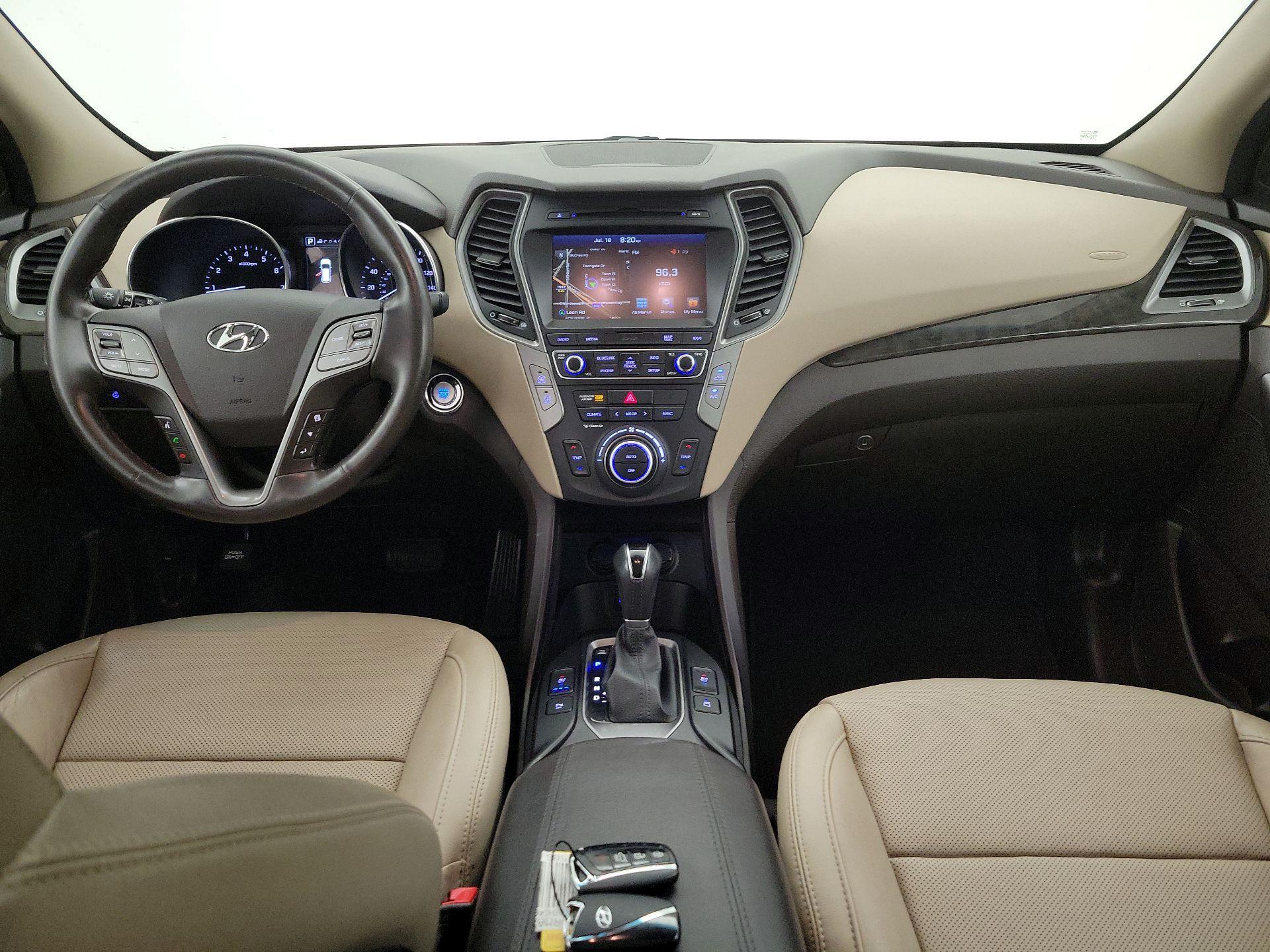 Thumbnail: 2017 Hyundai Santa Fe - 9