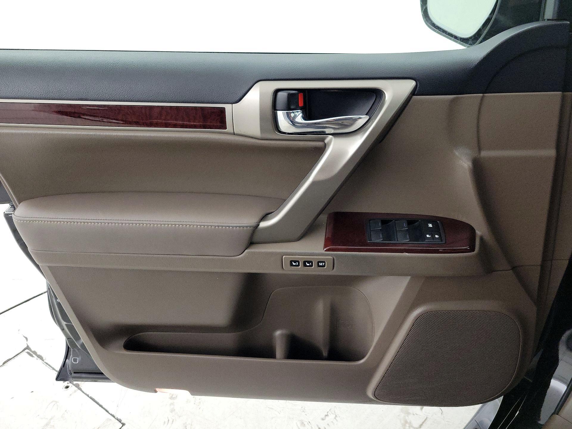 Thumbnail: 2018 Lexus GX - 12
