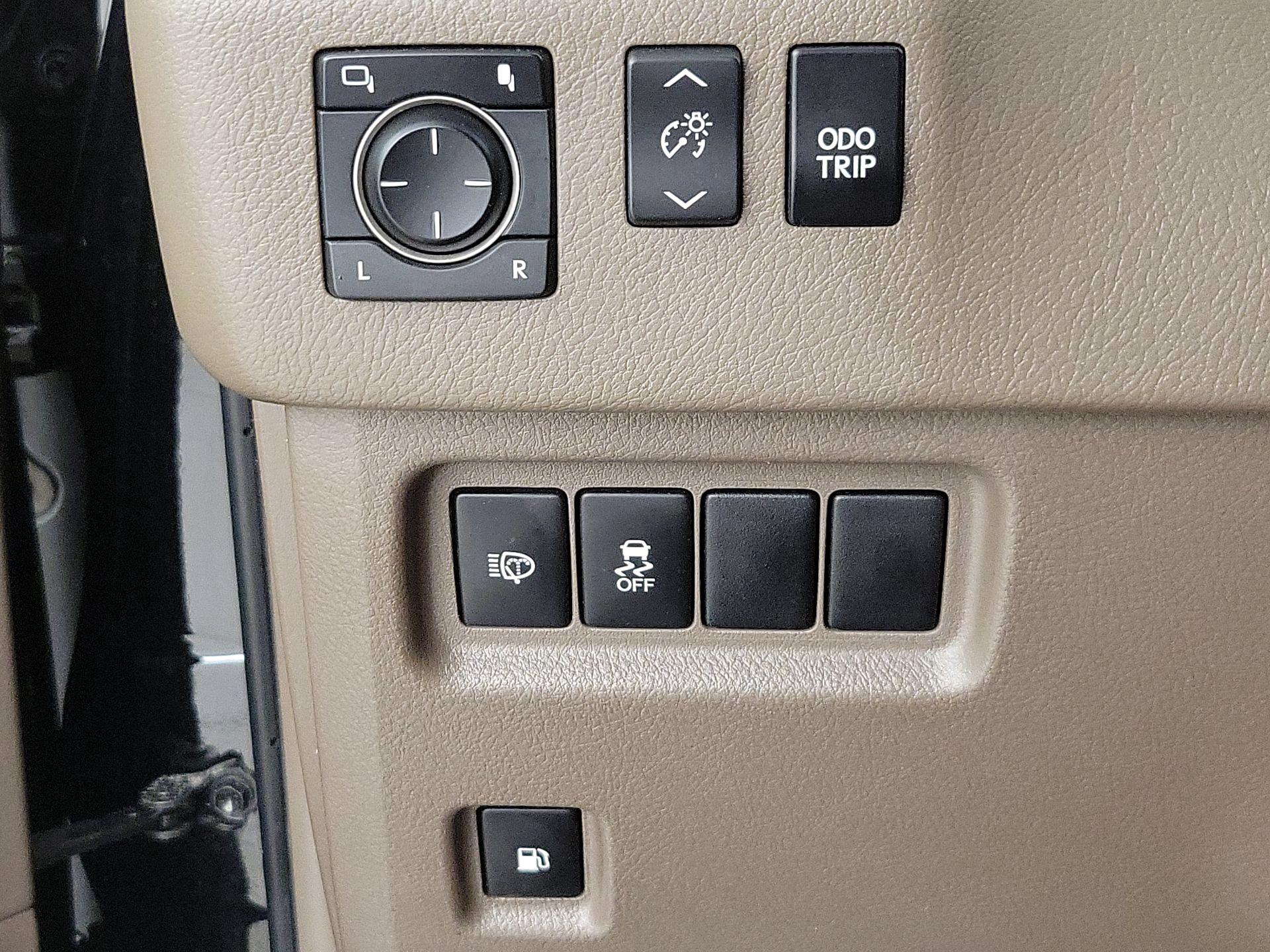 Thumbnail: 2018 Lexus GX - 13