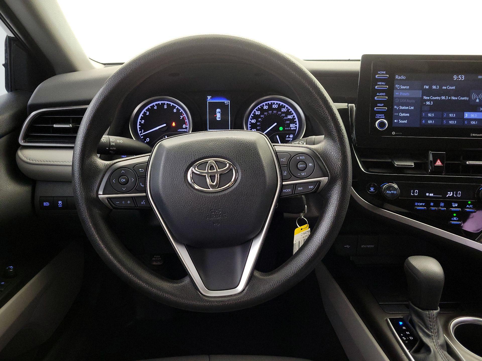 Thumbnail: 2022 Toyota Camry - 10