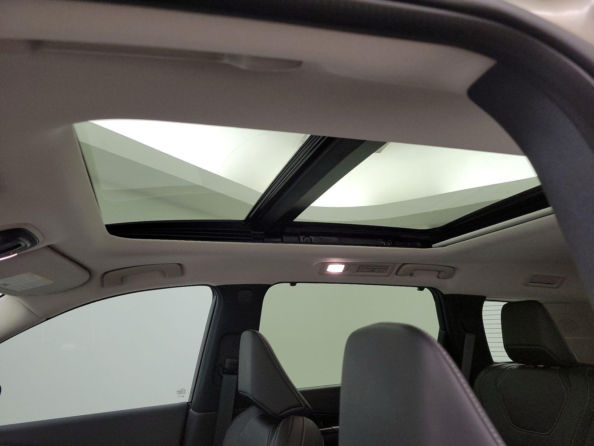 Thumbnail: 2022 INFINITI QX60 - 19