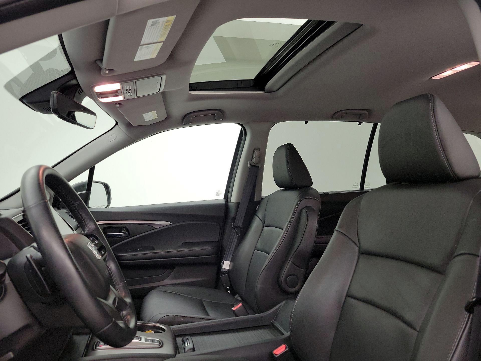 Thumbnail: 2022 Honda Pilot - 18