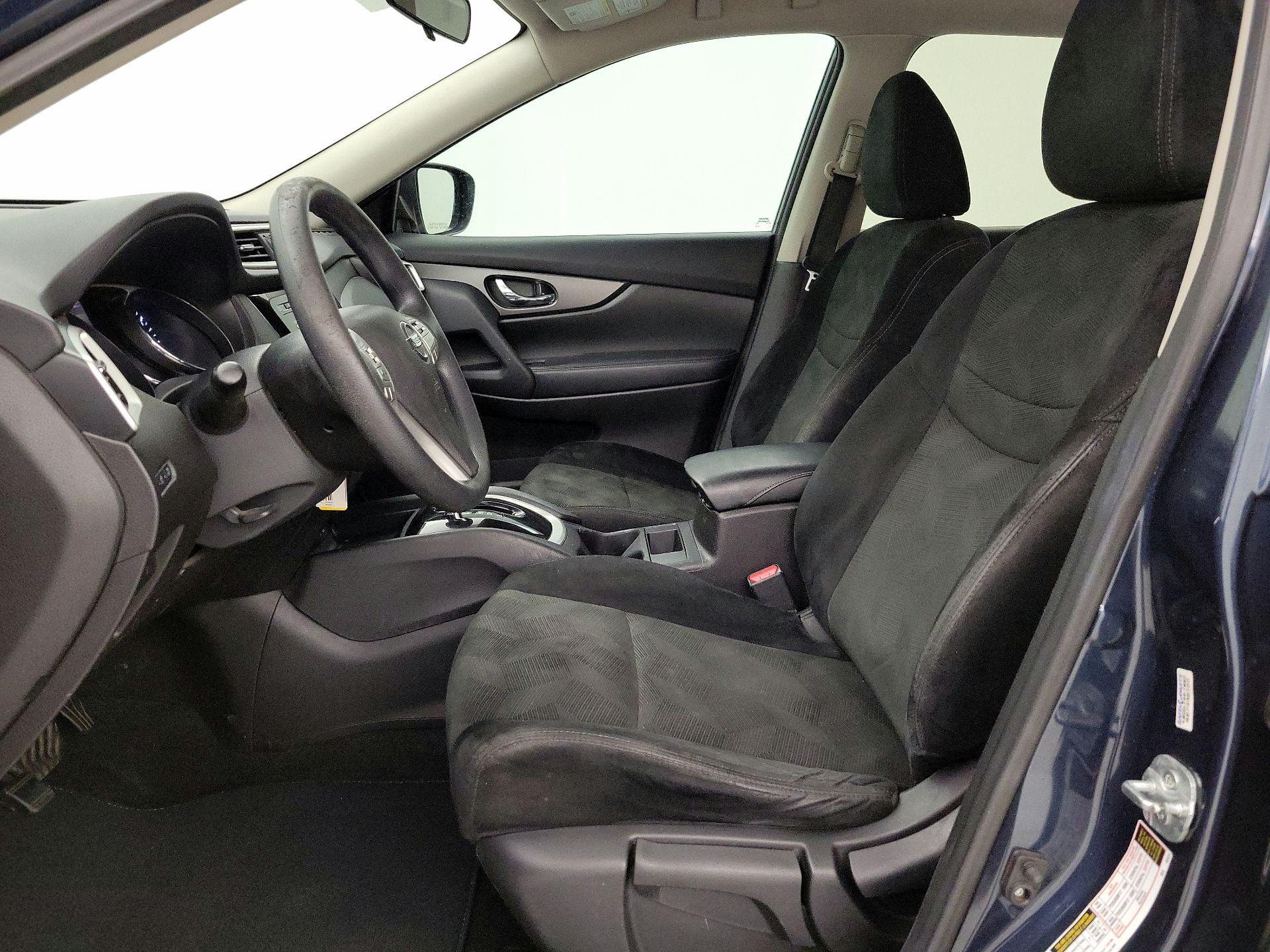 Thumbnail: 2015 Nissan Rogue - 11