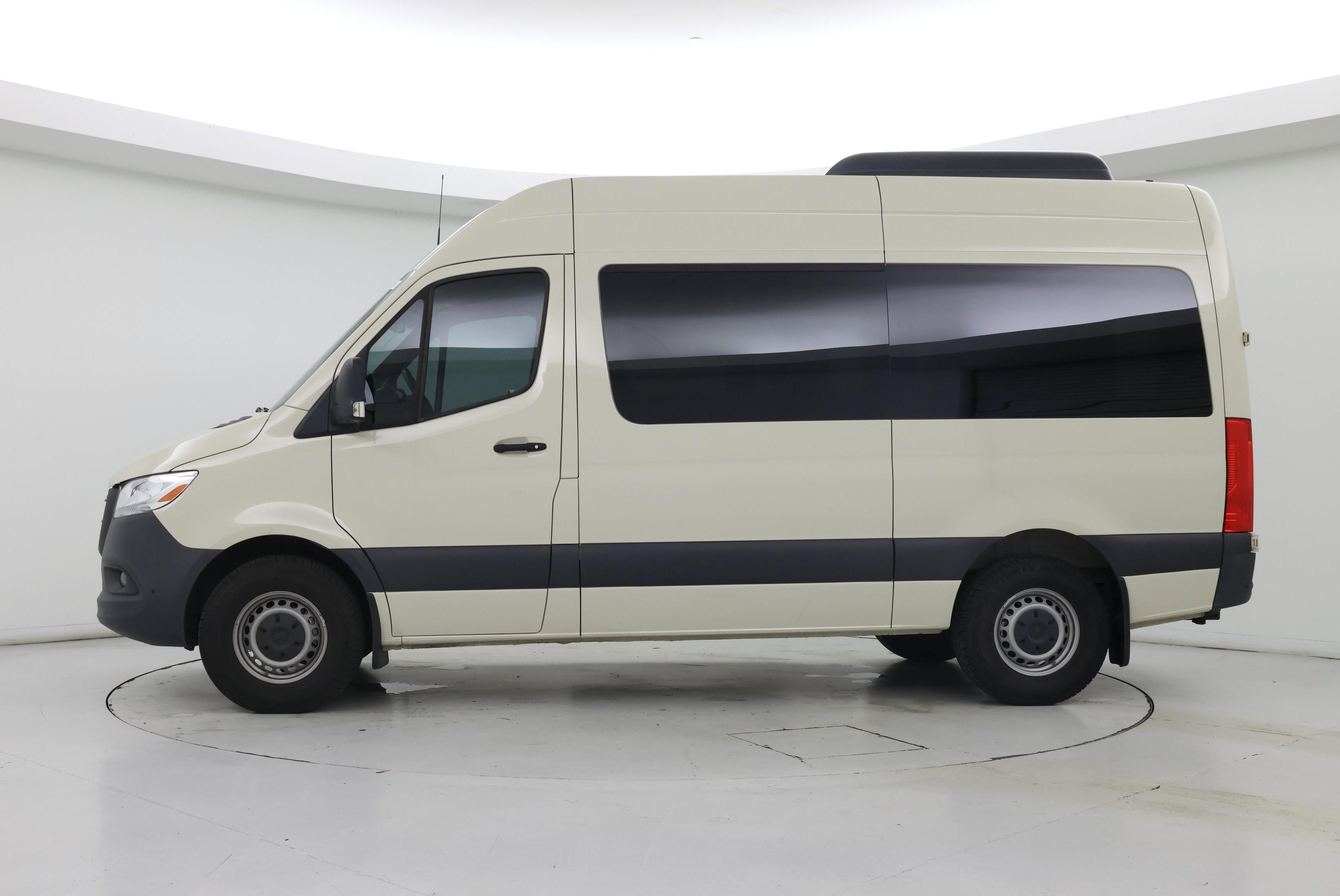 Thumbnail: 2022 Mercedes-Benz Sprinter - 3