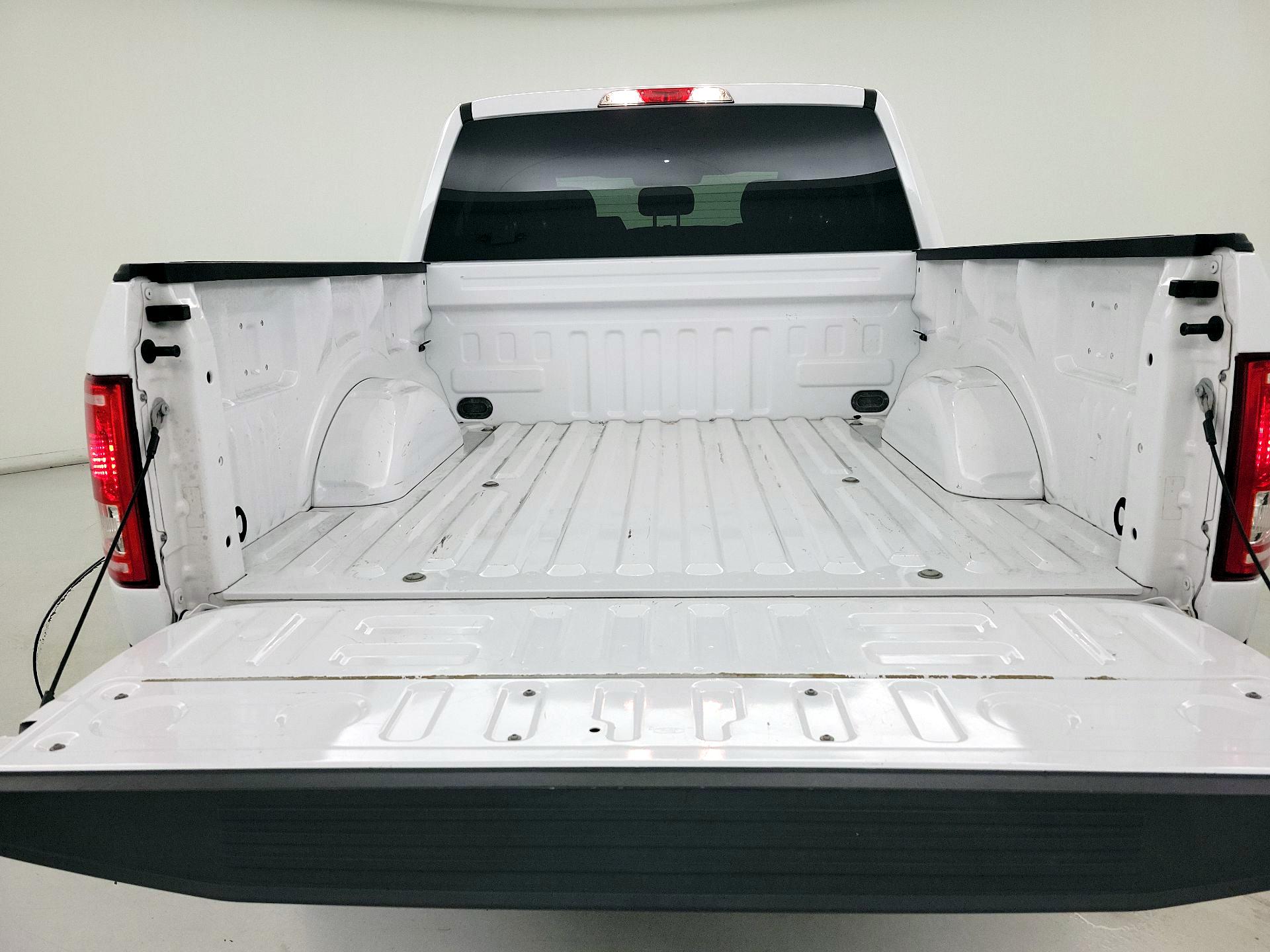 Thumbnail: 2017 Ford F-150 - 20