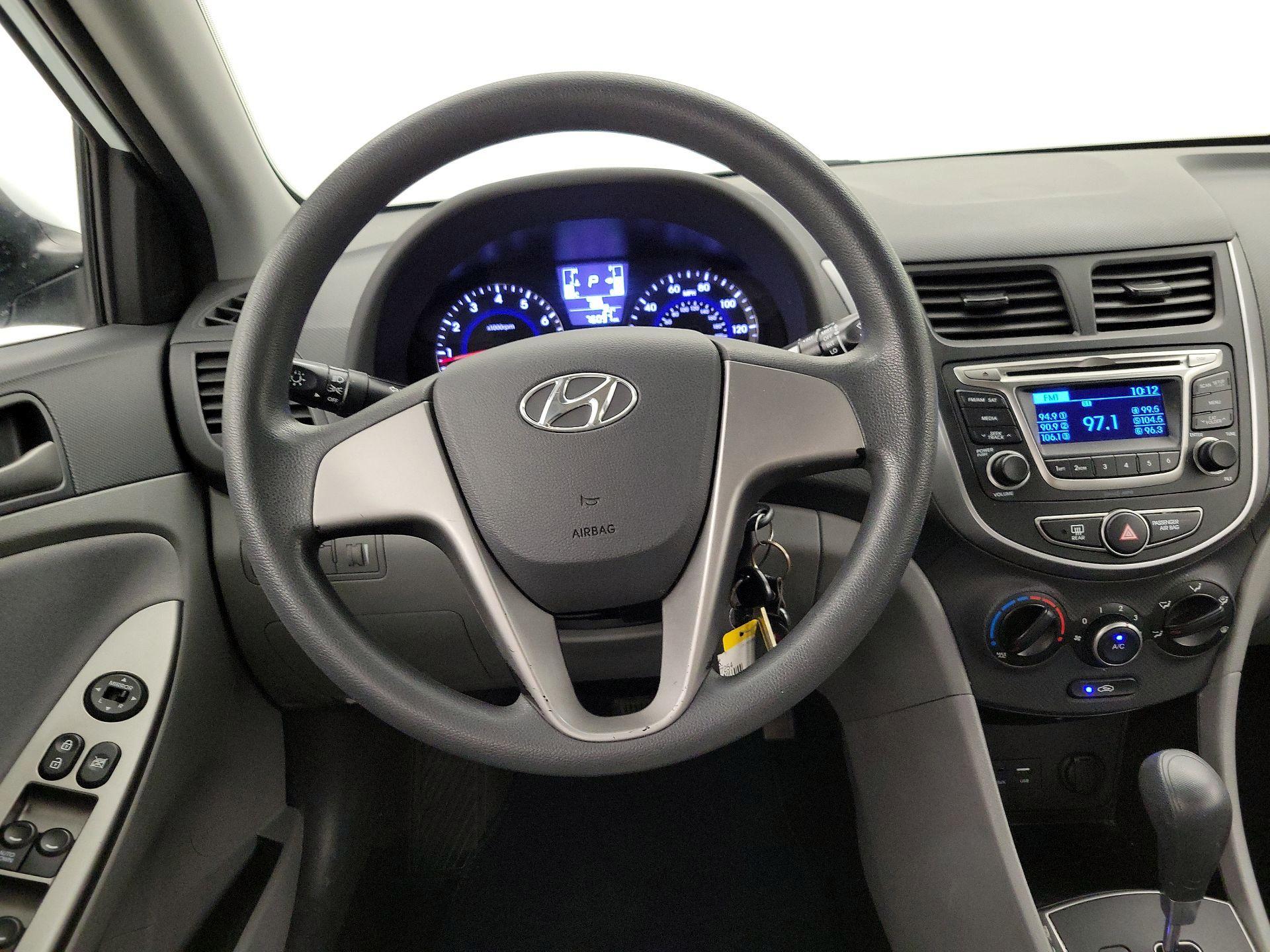 Thumbnail: 2016 Hyundai Accent - 10
