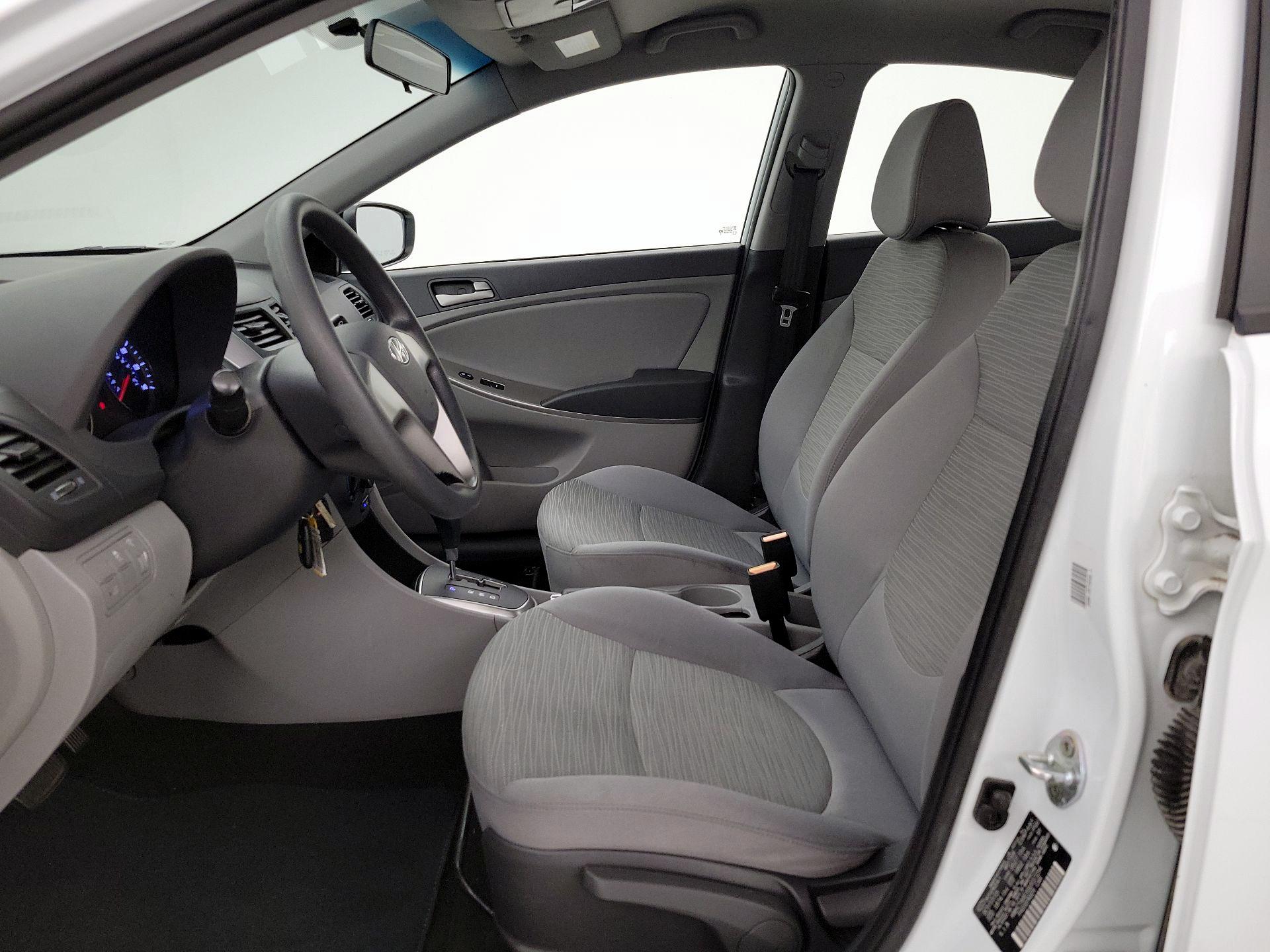 Thumbnail: 2016 Hyundai Accent - 11