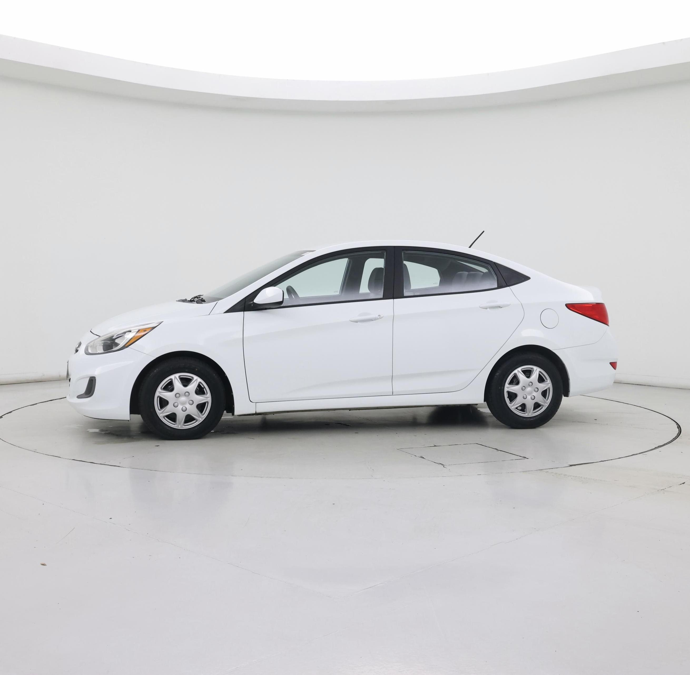 Thumbnail: 2016 Hyundai Accent - 3