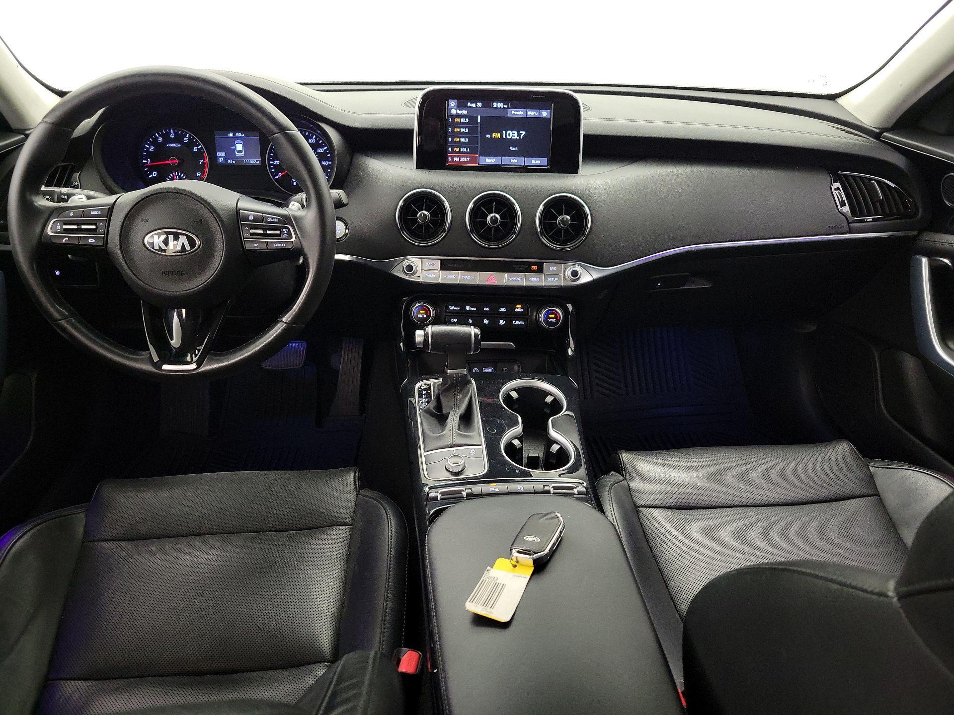 Thumbnail: 2018 Kia Stinger - 9