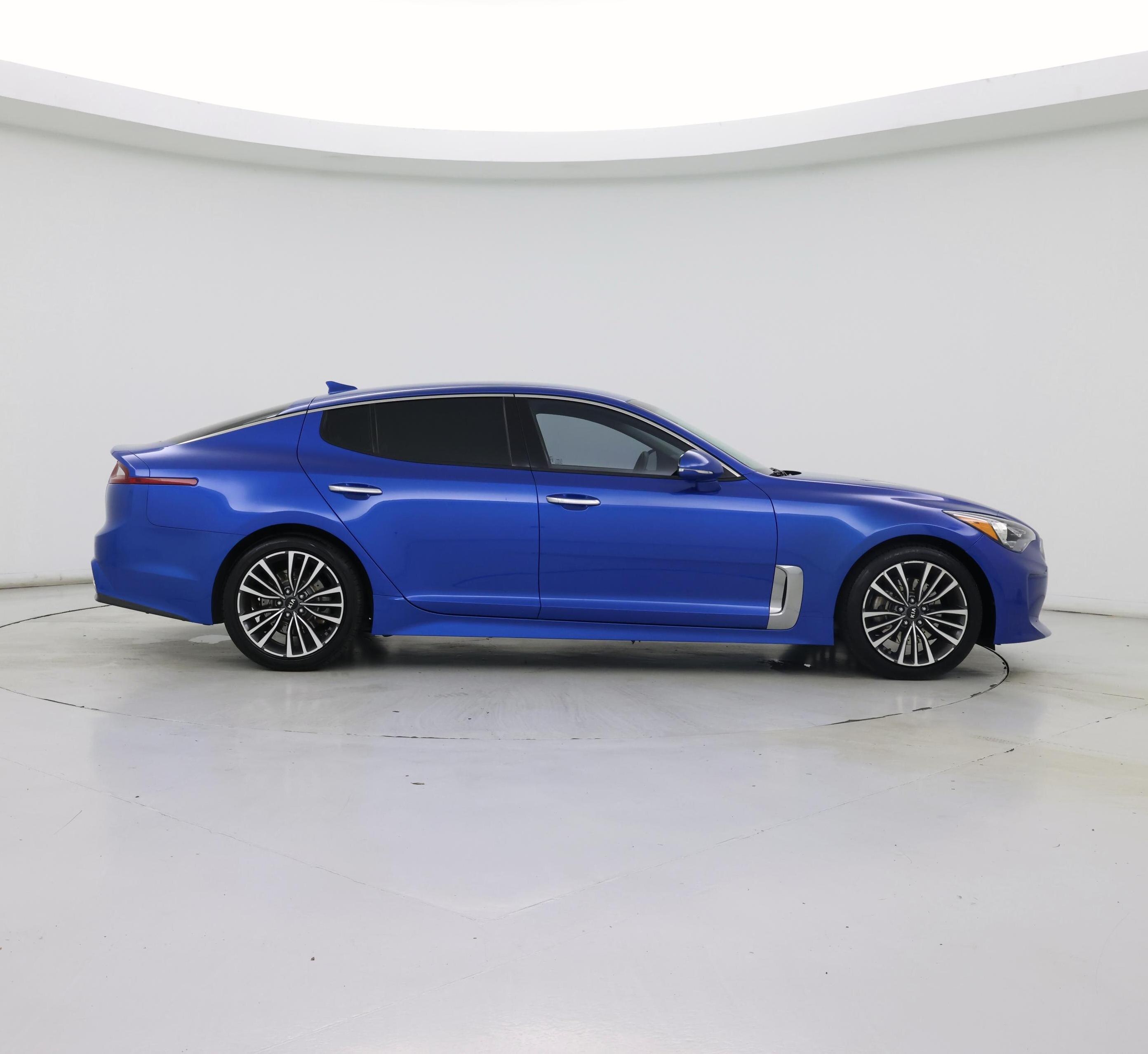 Thumbnail: 2018 Kia Stinger - 7