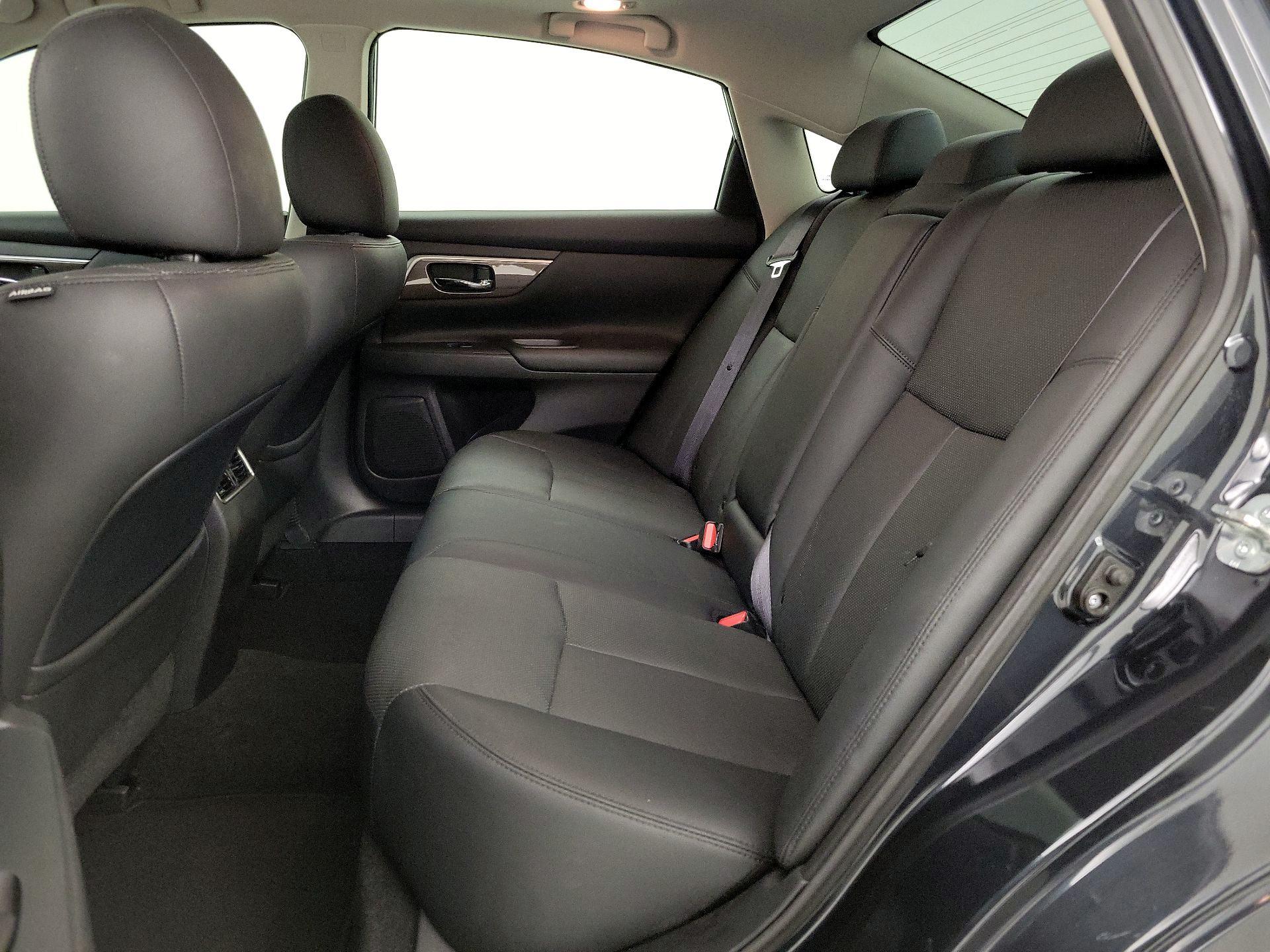 Thumbnail: 2014 Nissan Altima - 20