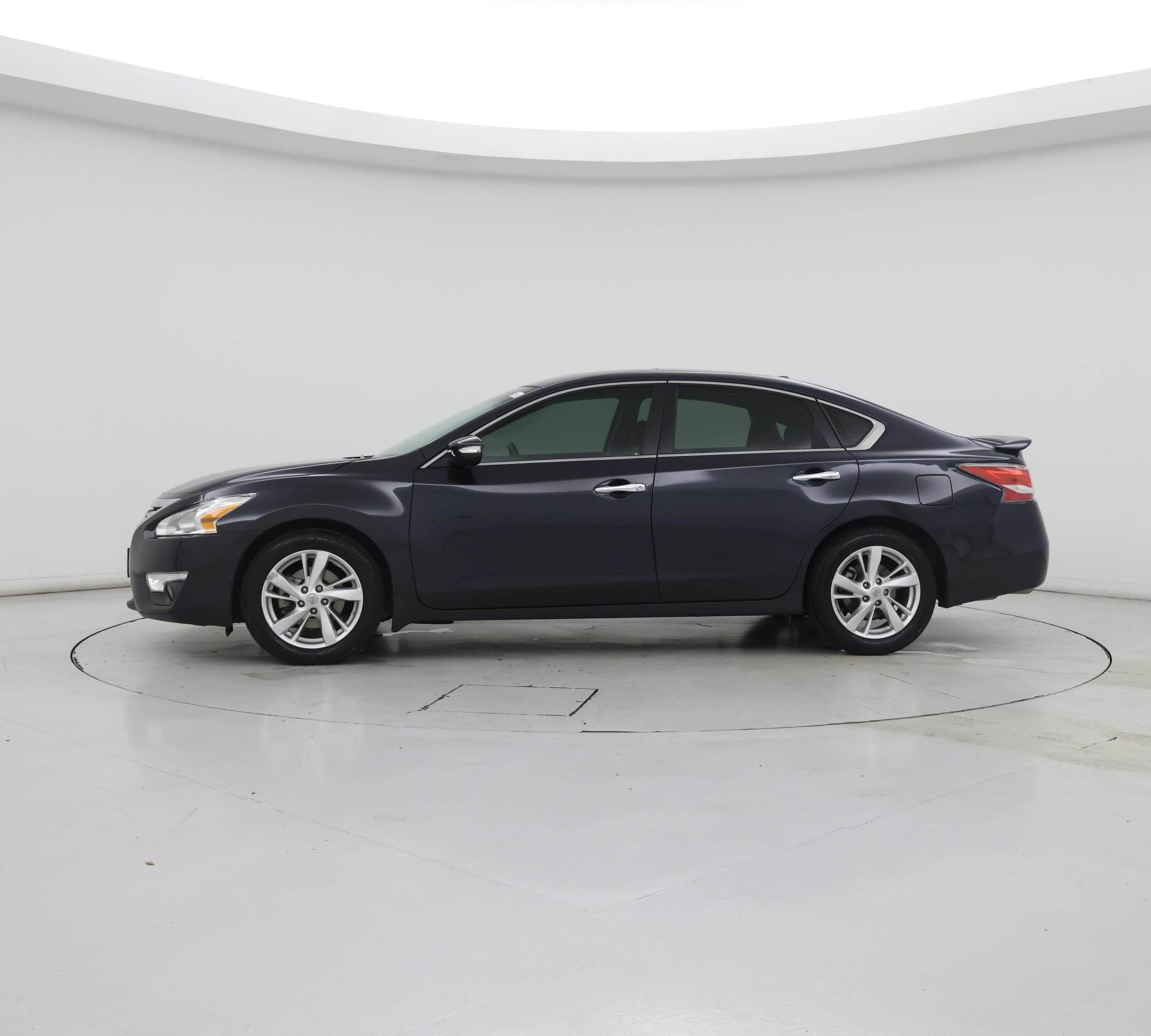 Thumbnail: 2014 Nissan Altima - 3