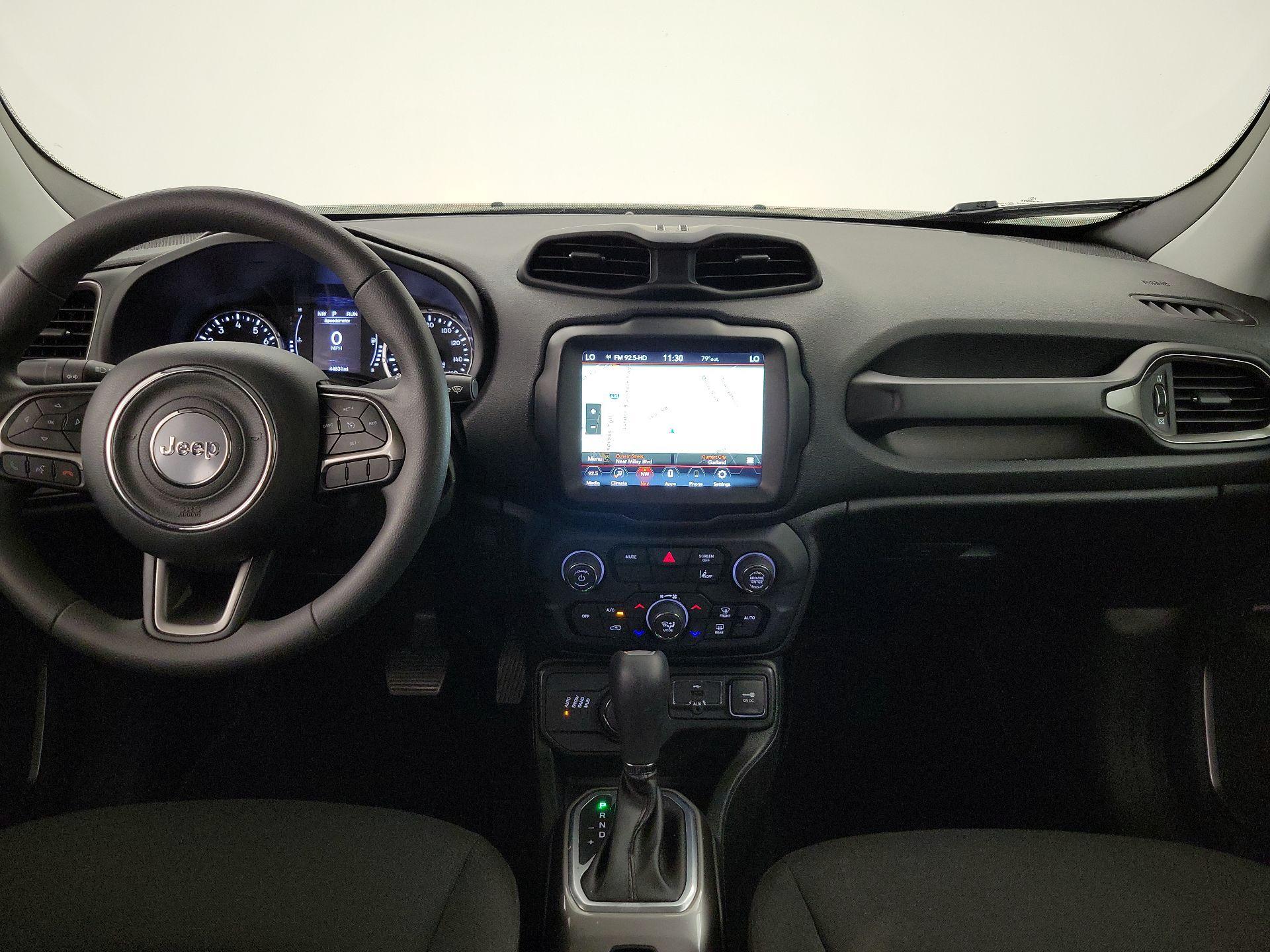 Thumbnail: 2022 Jeep Renegade - 9