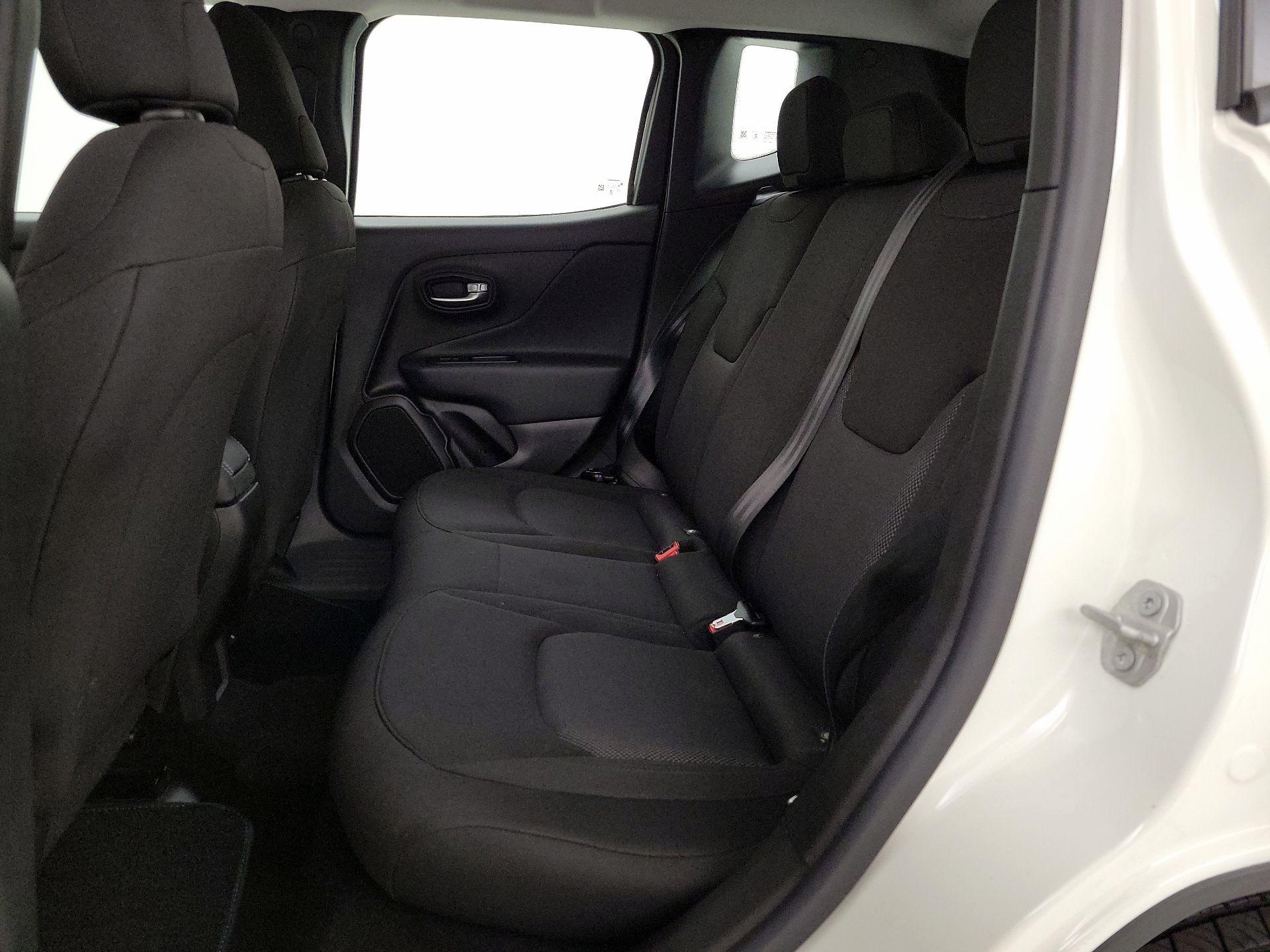 Thumbnail: 2022 Jeep Renegade - 19