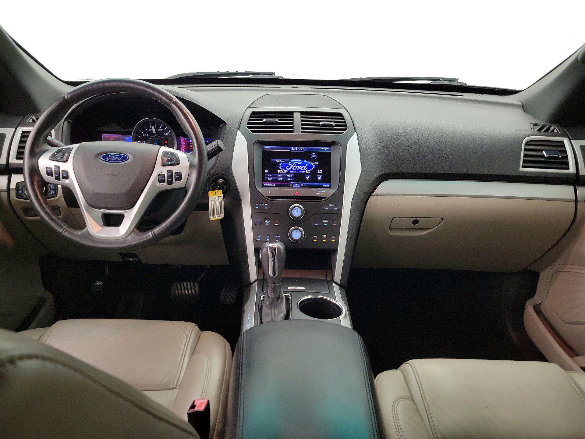 Thumbnail: 2013 Ford Explorer - 9