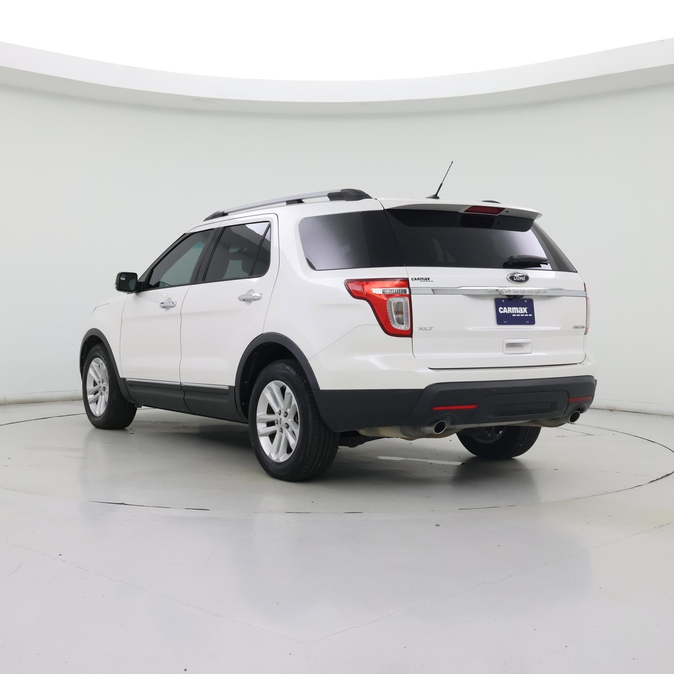 Thumbnail: 2013 Ford Explorer - 2