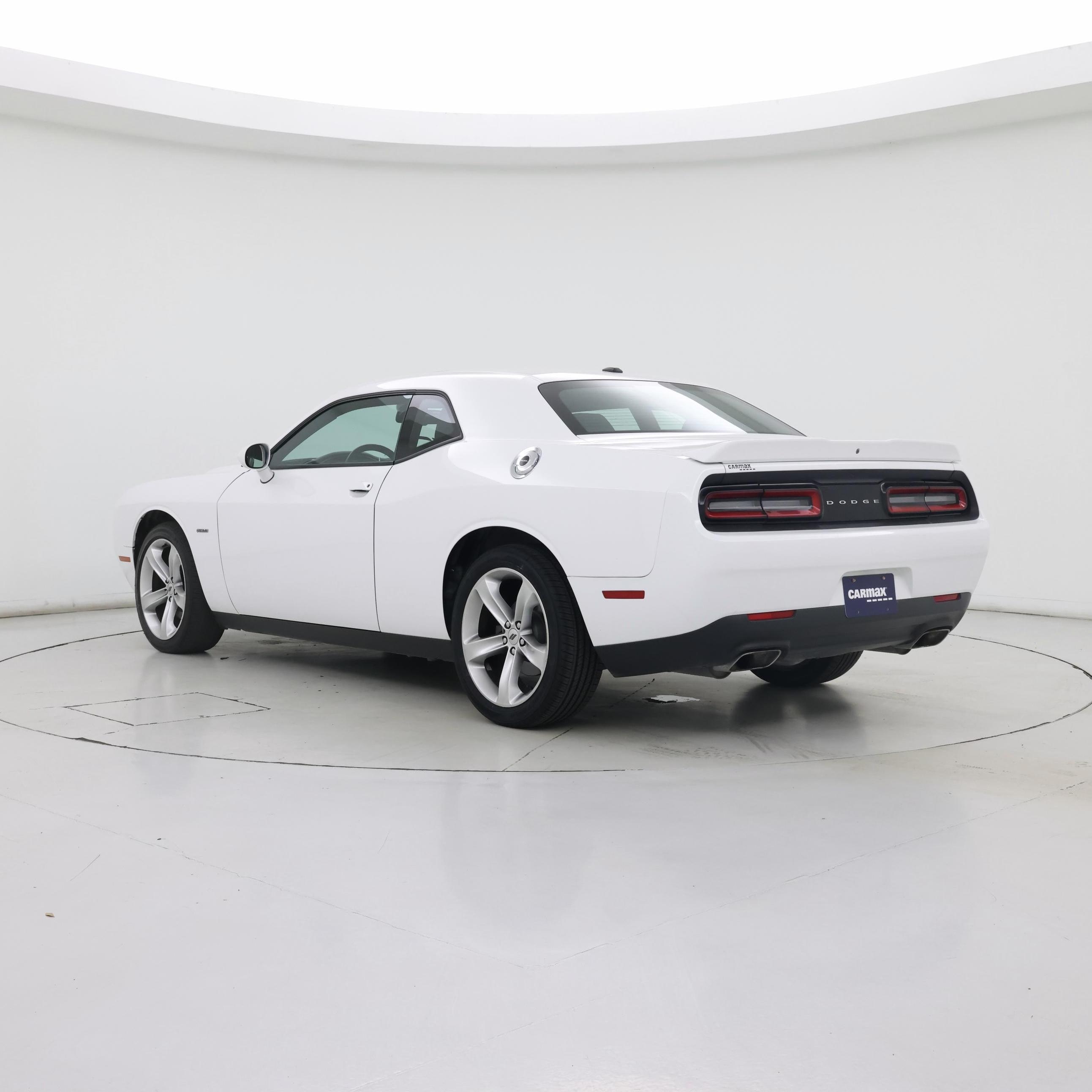Thumbnail: 2018 Dodge Challenger - 2