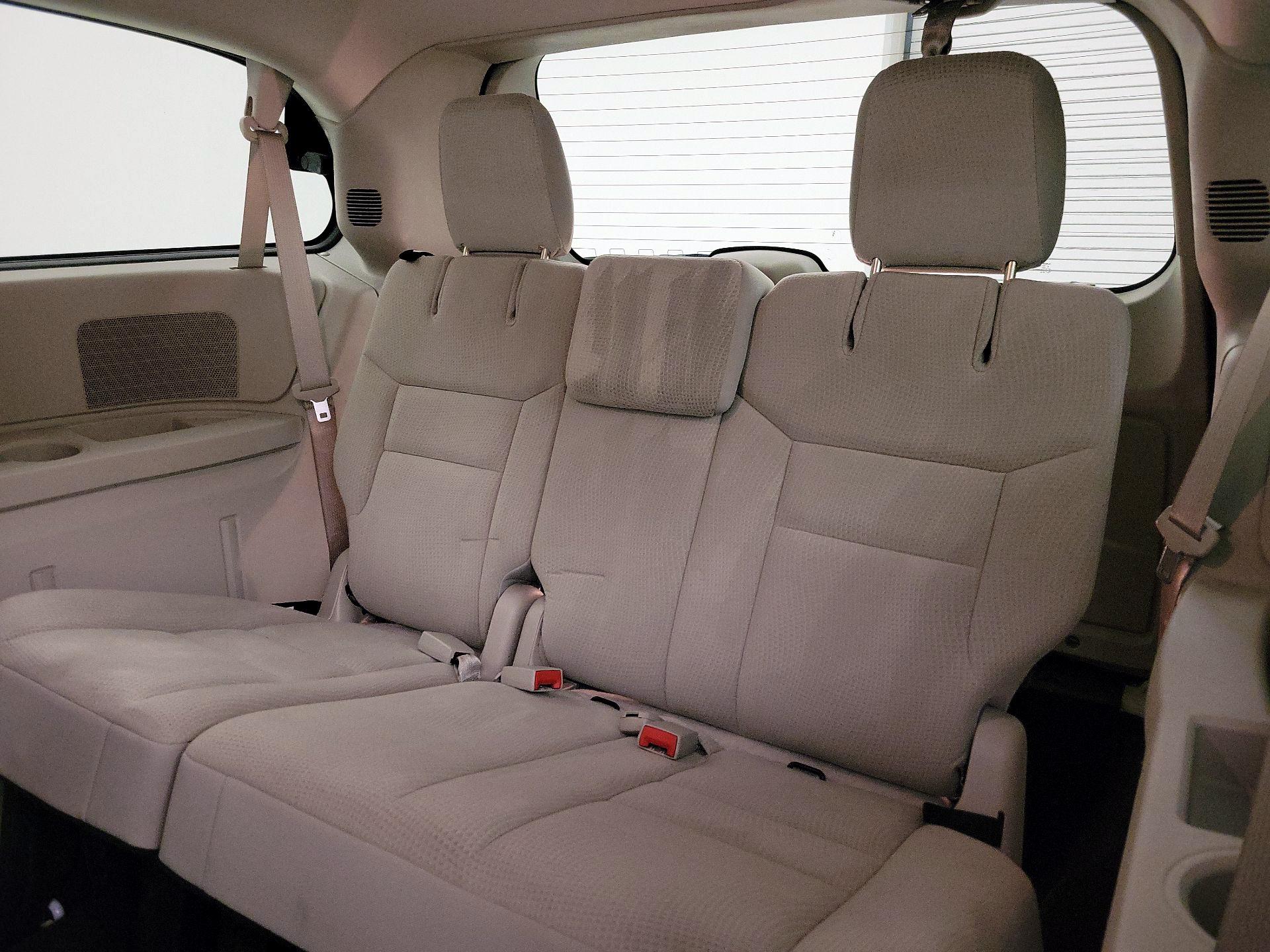 Thumbnail: 2018 Dodge Grand Caravan - 19