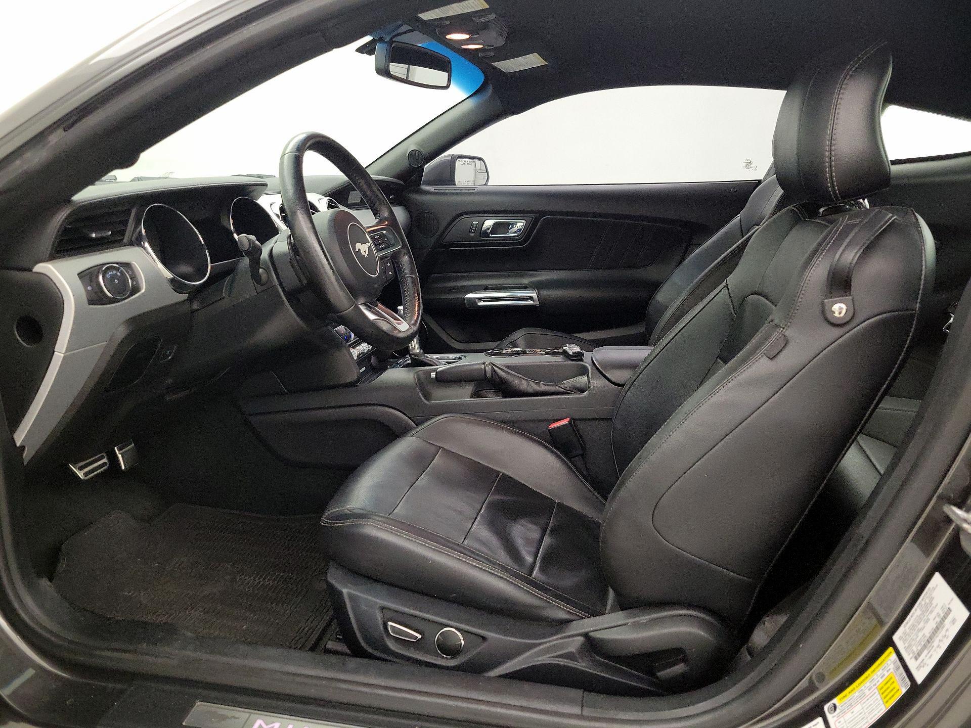 Thumbnail: 2016 Ford Mustang - 11