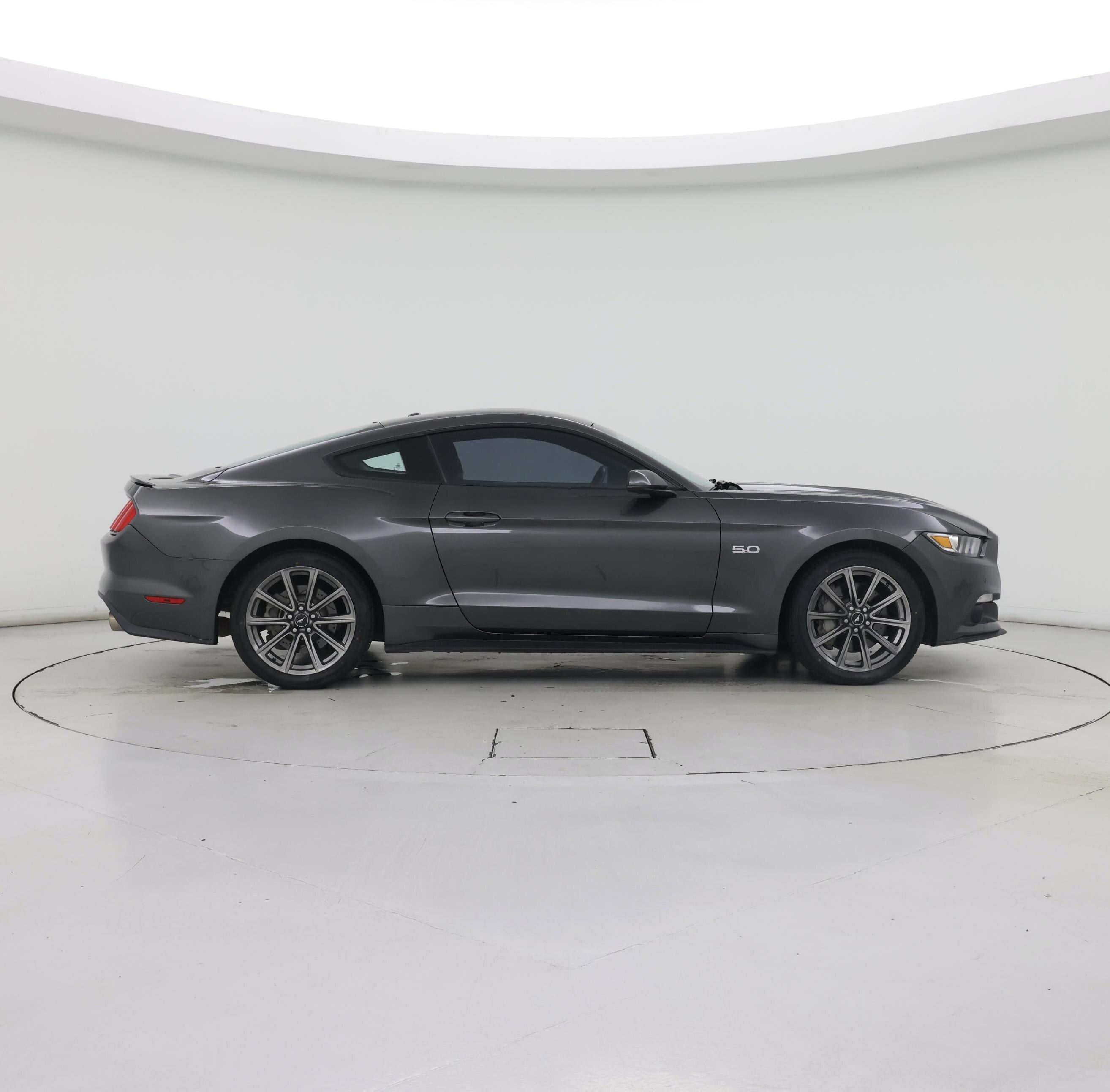 Thumbnail: 2016 Ford Mustang - 7