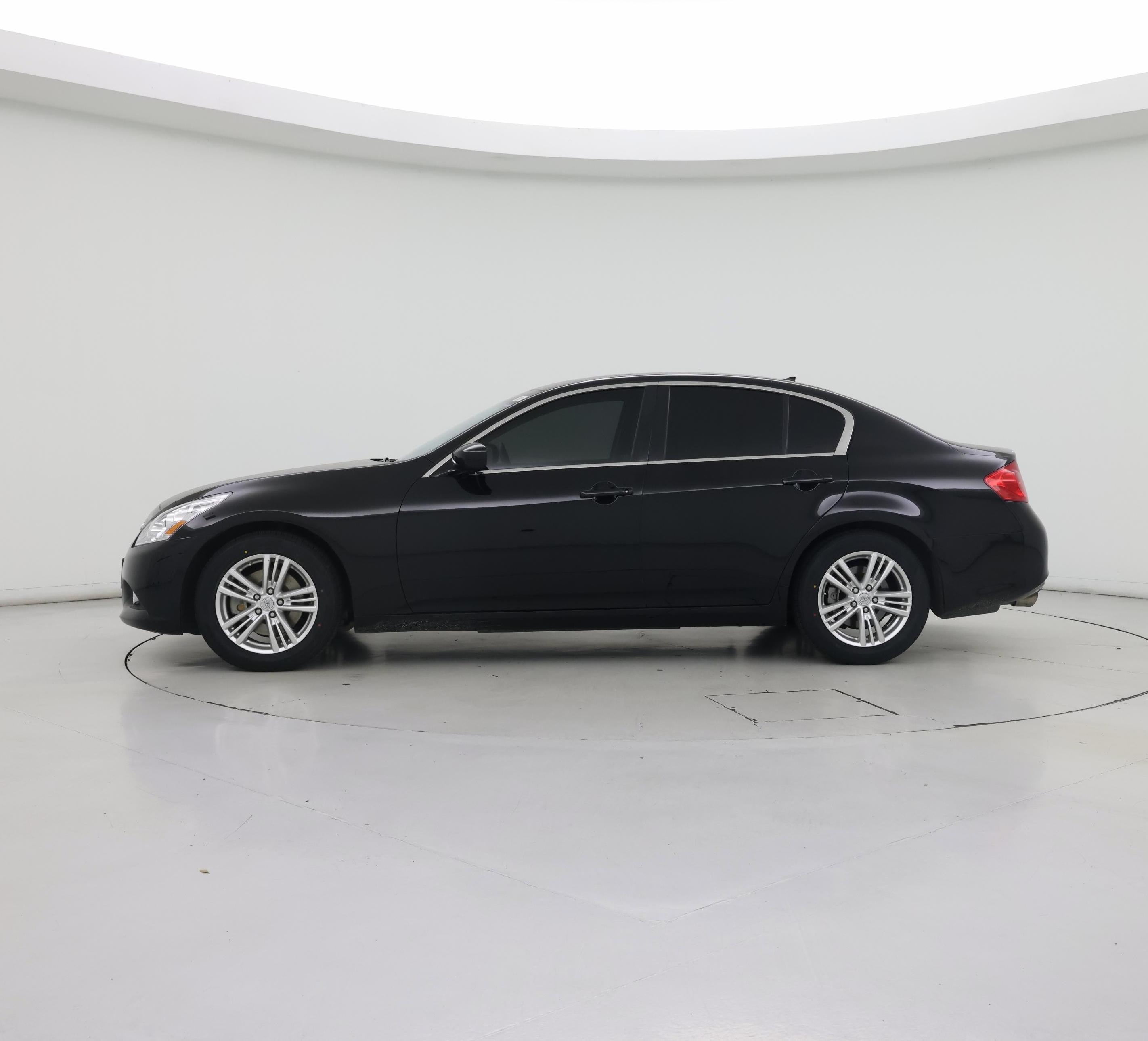 Thumbnail: 2015 INFINITI  - 3