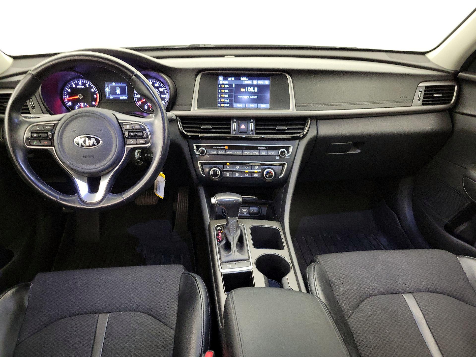 Thumbnail: 2018 Kia Optima - 9