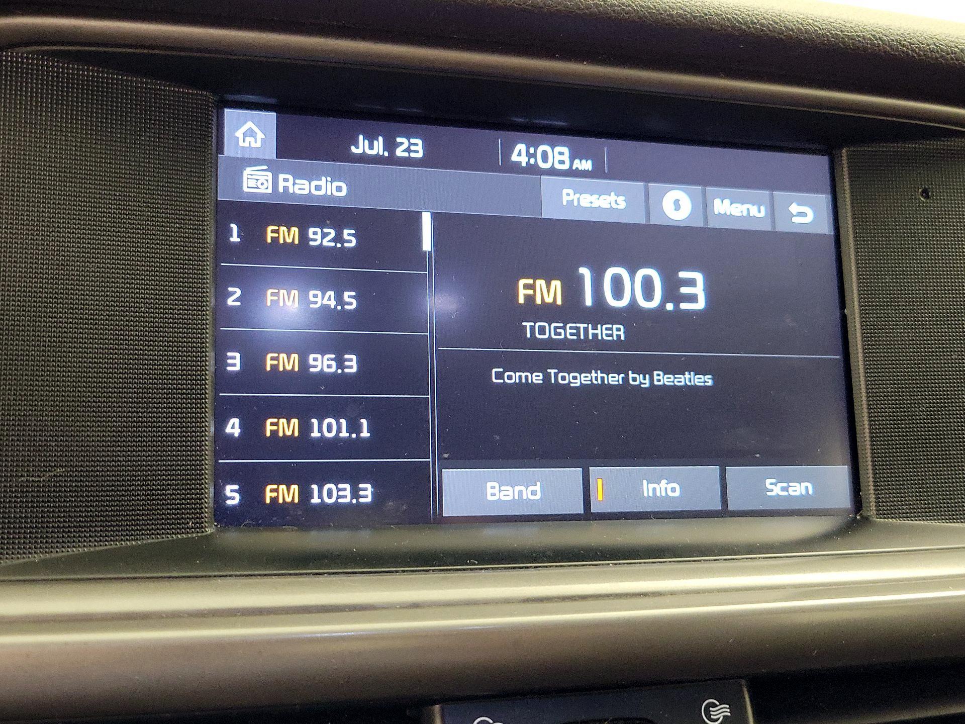 Thumbnail: 2018 Kia Optima - 15