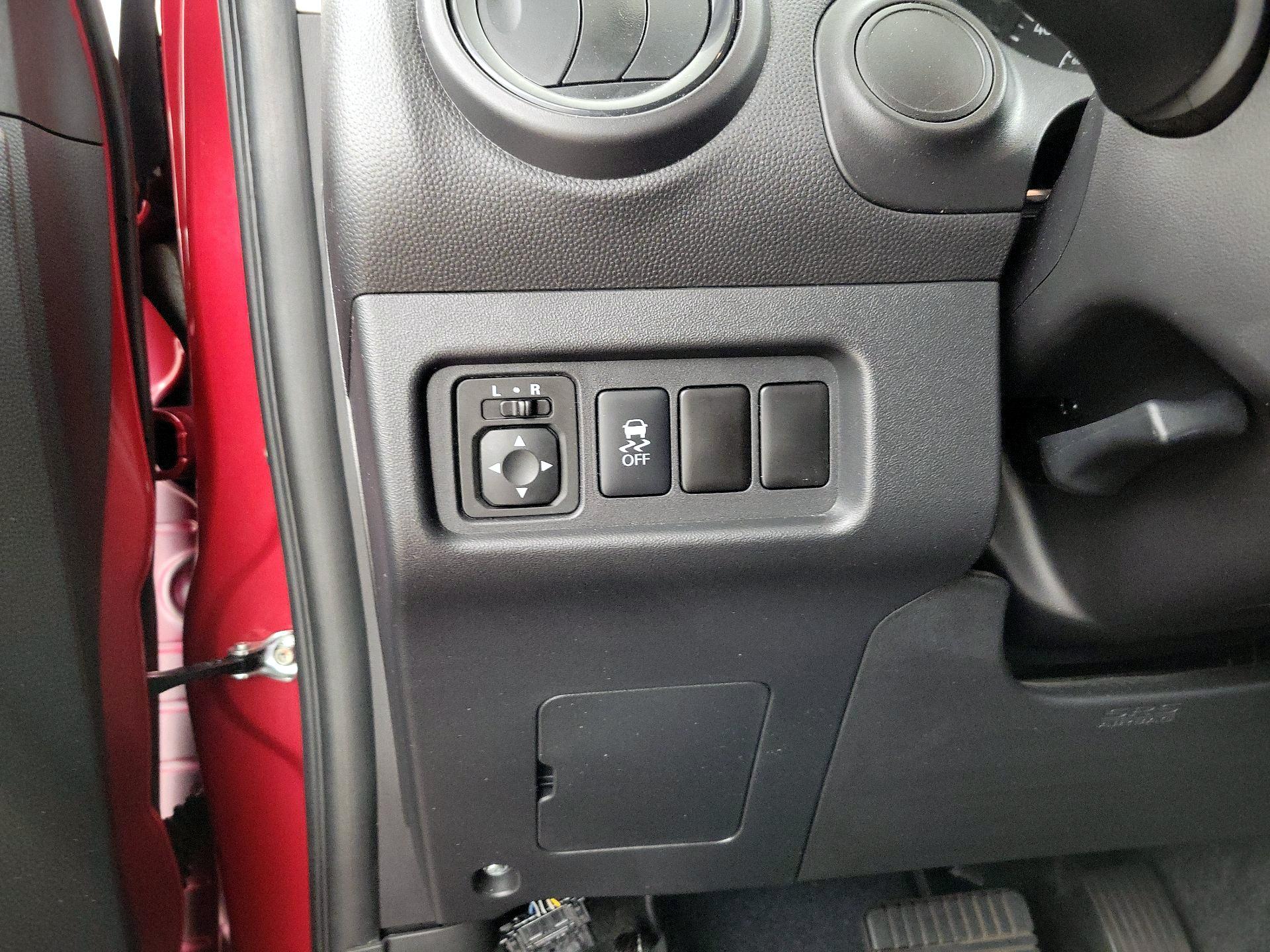 Thumbnail: 2020 Mitsubishi Mirage G4 - 13
