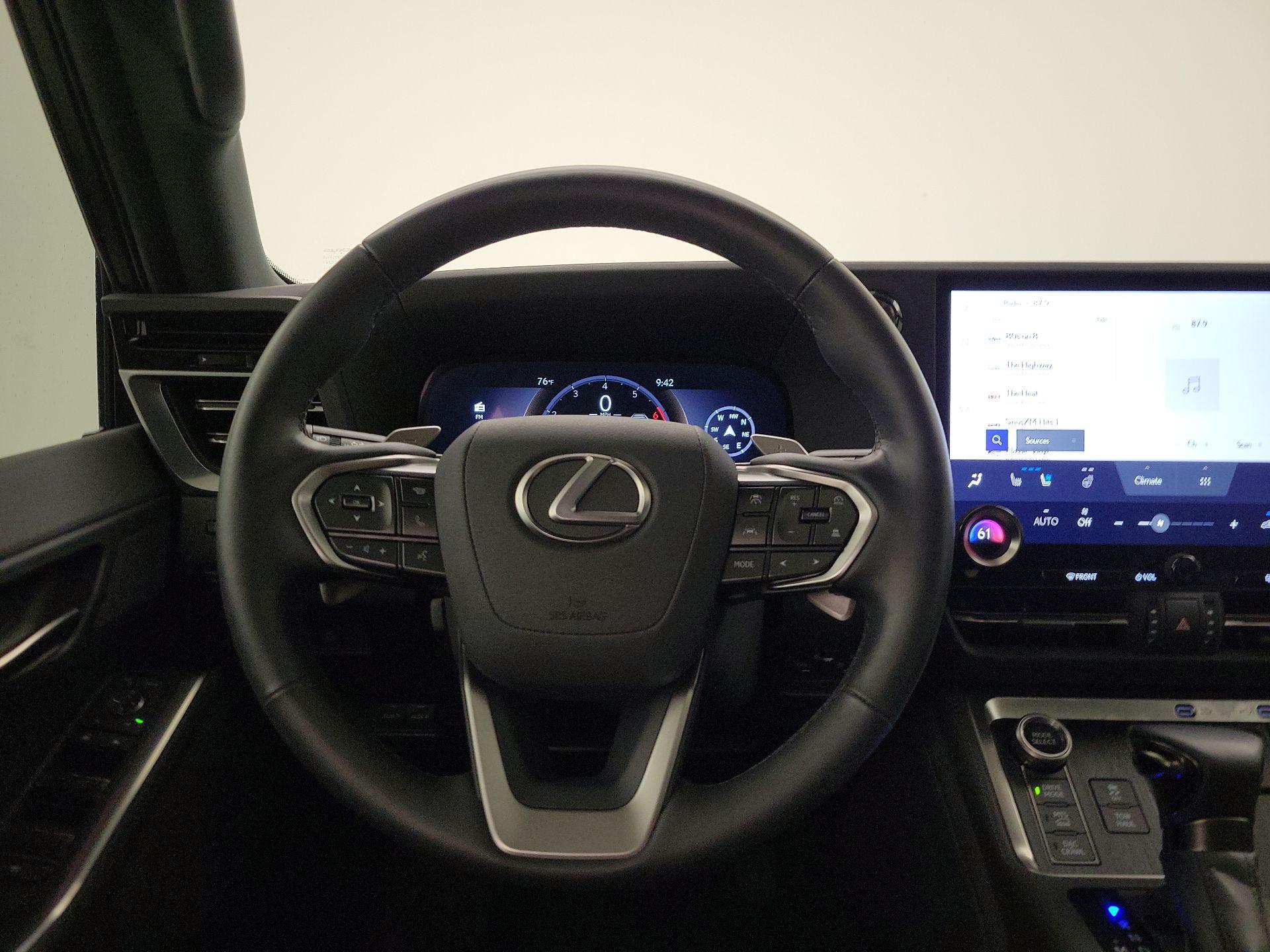 Thumbnail: 2025 Lexus GX - 10