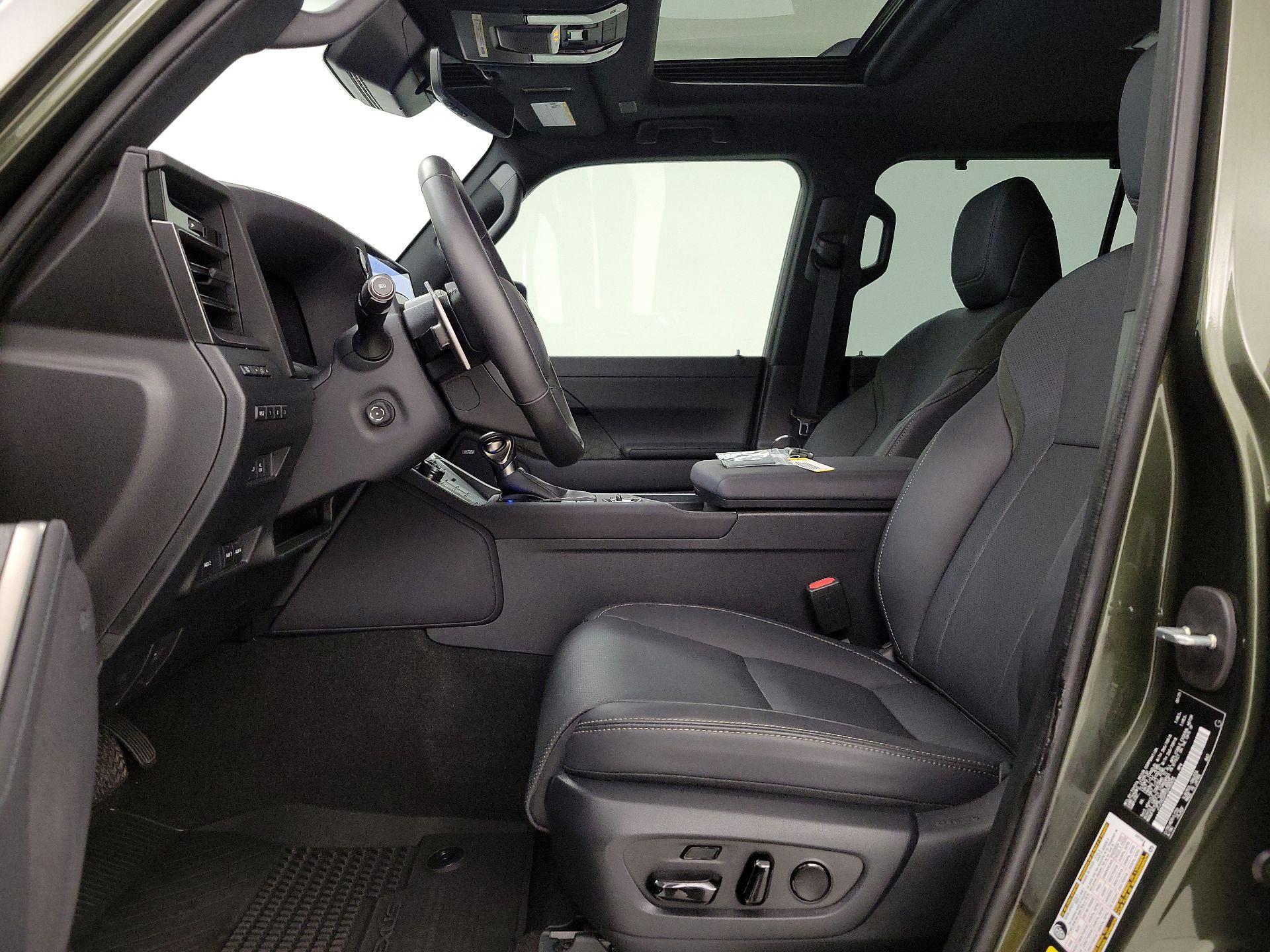 Thumbnail: 2025 Lexus GX - 11