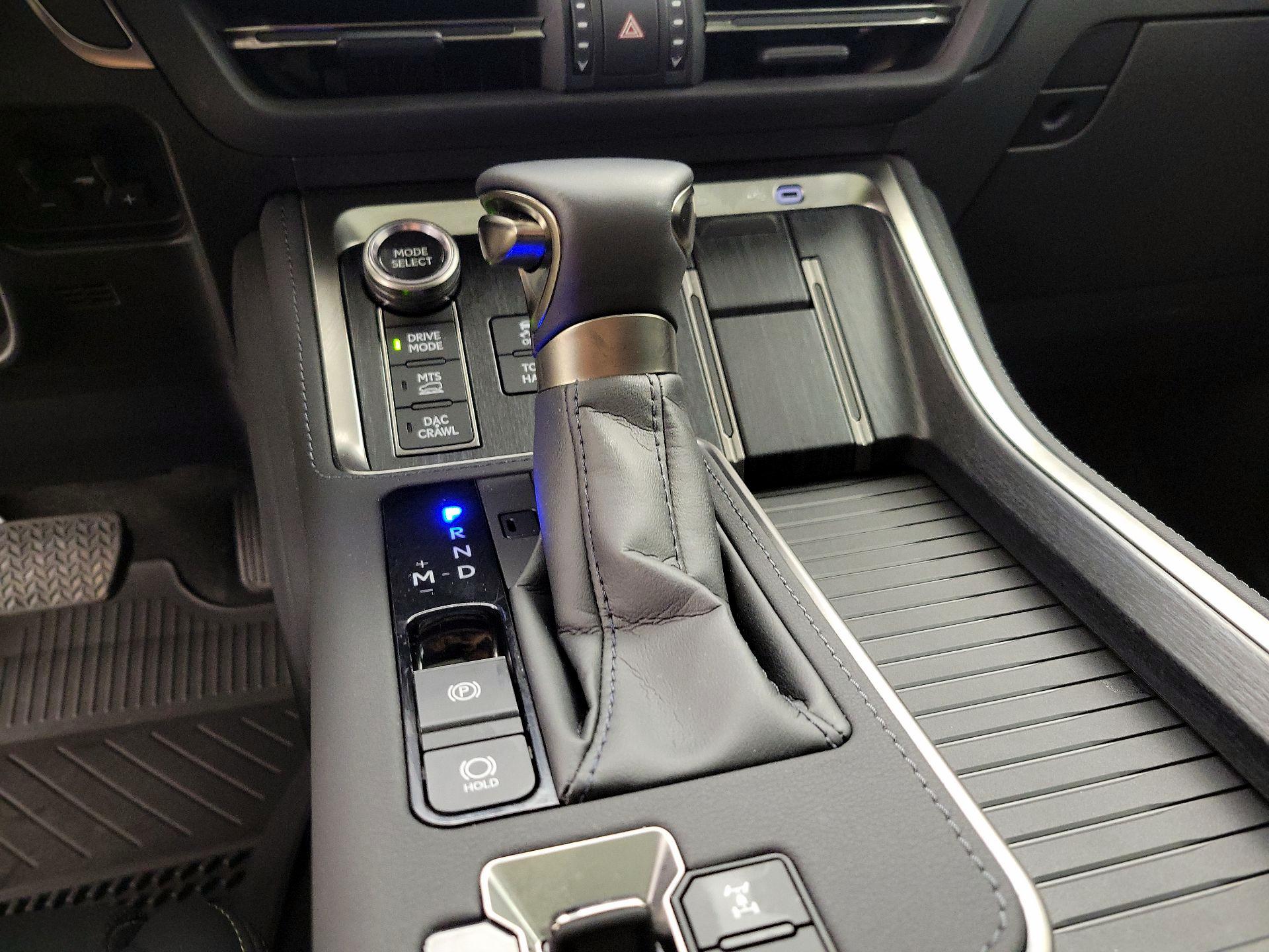 Thumbnail: 2025 Lexus GX - 17