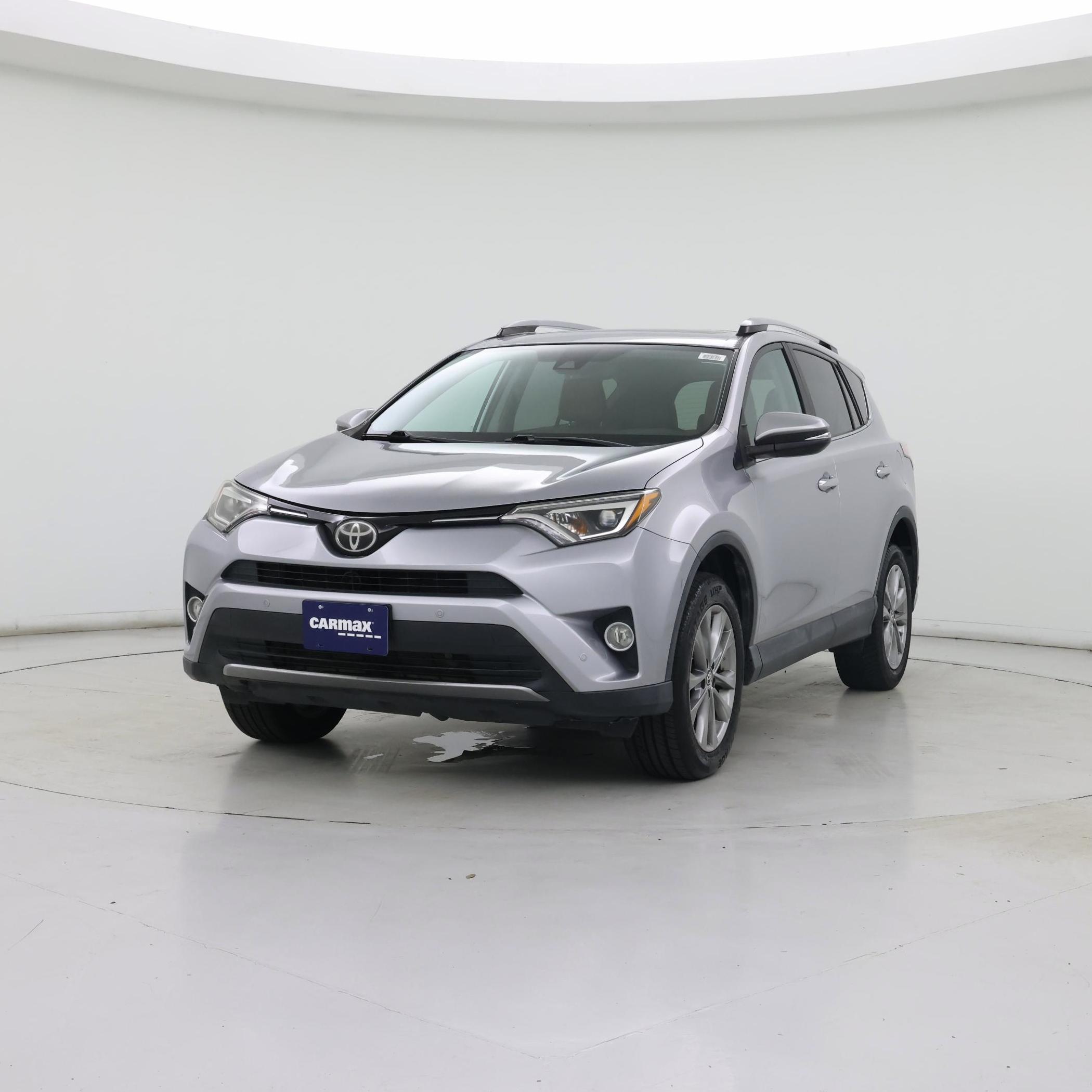 Thumbnail: 2017 Toyota RAV4 - 4