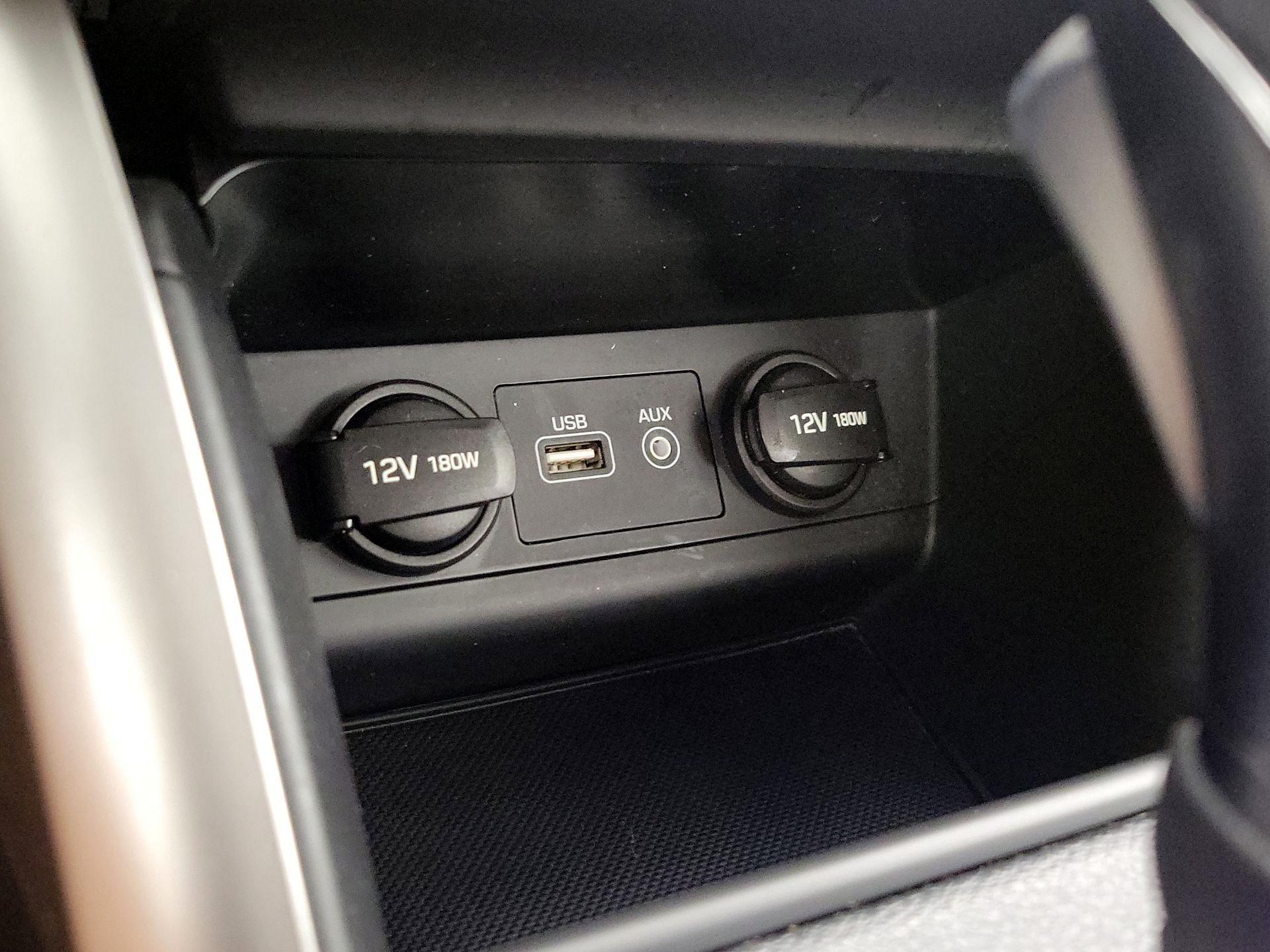 Thumbnail: 2016 Hyundai Sonata - 18