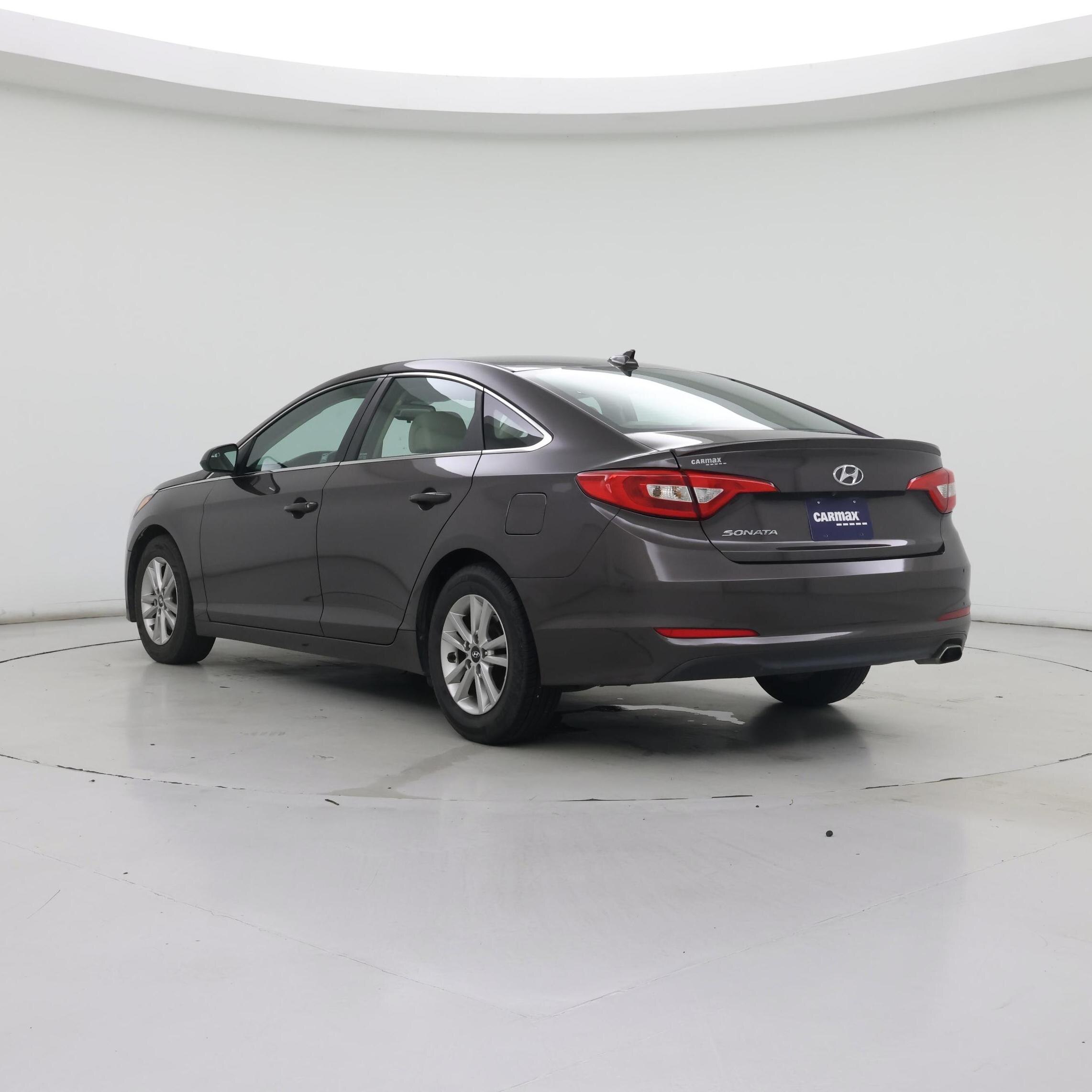 Thumbnail: 2016 Hyundai Sonata - 2